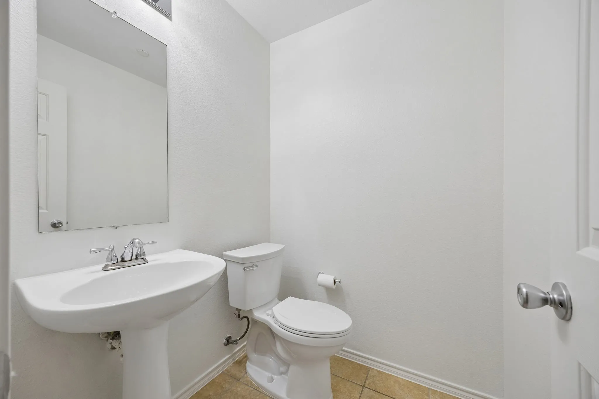 Townhouse For Sale in Collin County , 10187 Summit Run Drive, Frisco, Texas 75035, 3 Bedroom, 3 Bathroom, 2 Garage spaces, 1,706 Sqft, built in 2005, mls#21380304, Real Estate Agent in Frisco, Homes For Sale in Collin county, Homes For Sale in Frisco, Realtor in Frisco Texas, Real Estate Brokerage Independent Realty Texas, Luminita Cordes Realtor