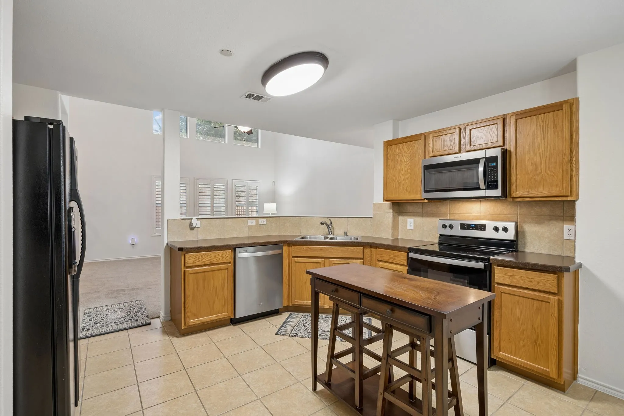 Townhouse For Sale in Collin County , 10187 Summit Run Drive, Frisco, Texas 75035, 3 Bedroom, 3 Bathroom, 2 Garage spaces, 1,706 Sqft, built in 2005, mls#21380304, Real Estate Agent in Frisco, Homes For Sale in Collin county, Homes For Sale in Frisco, Realtor in Frisco Texas, Real Estate Brokerage Independent Realty Texas, Luminita Cordes Realtor