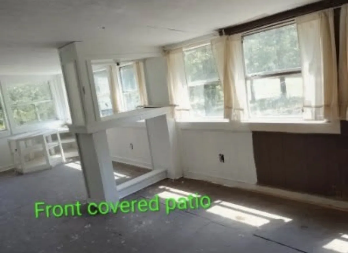 Mobile Home For Sale in San Jacinto County , 500 Mary Drive, Huntsville, Texas 77320, 3 Bedroom, 2 Bathroom, Garage spaces, 1,216 Sqft, built in 1995, mls#21392933, Real Estate Agent in Huntsville, Homes For Sale in San Jacinto county, Homes For Sale in Huntsville, Realtor in Huntsville Texas, Real Estate Brokerage Independent Realty Texas, Luminita Cordes Realtor