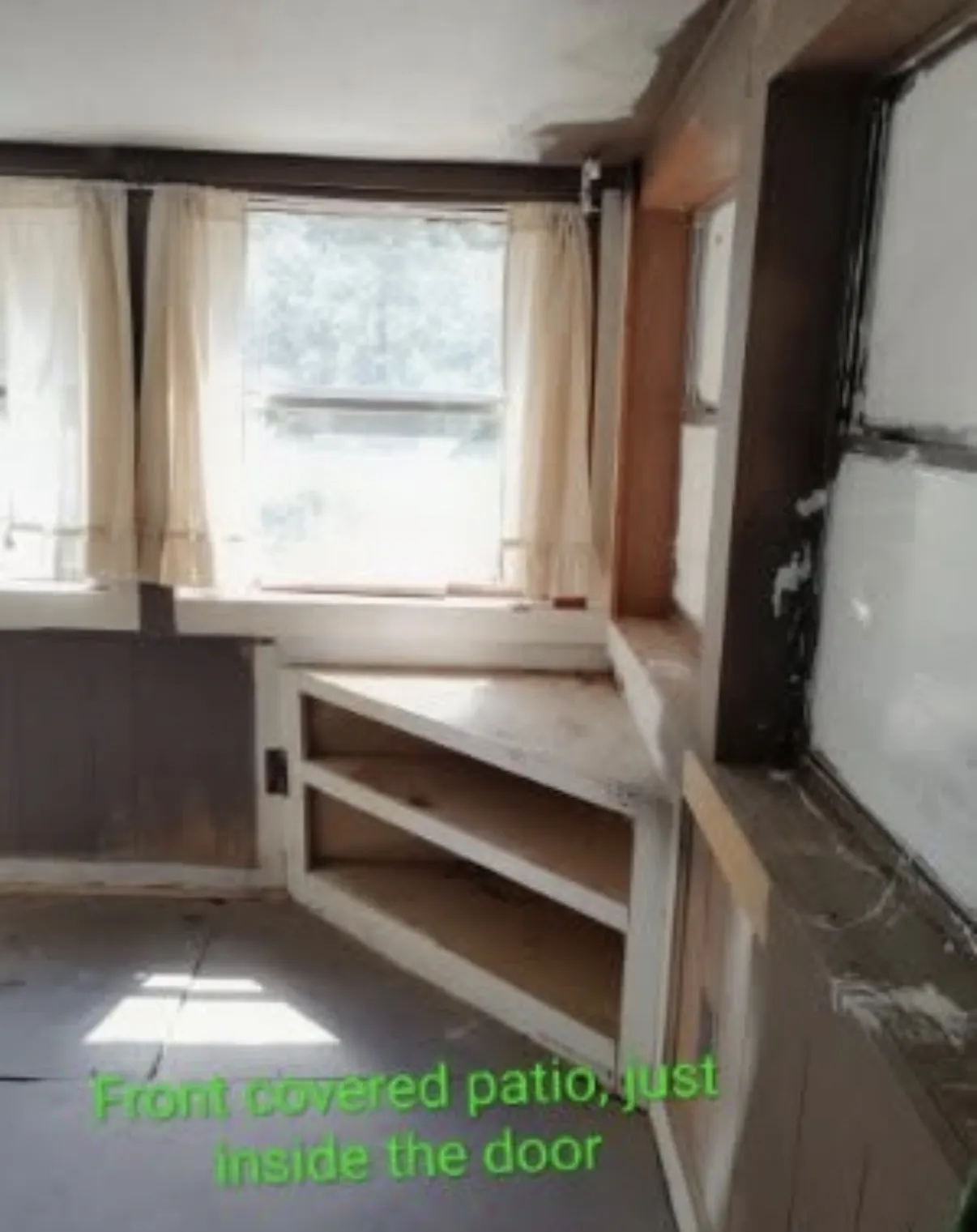 Mobile Home For Sale in San Jacinto County , 500 Mary Drive, Huntsville, Texas 77320, 3 Bedroom, 2 Bathroom, Garage spaces, 1,216 Sqft, built in 1995, mls#21392933, Real Estate Agent in Huntsville, Homes For Sale in San Jacinto county, Homes For Sale in Huntsville, Realtor in Huntsville Texas, Real Estate Brokerage Independent Realty Texas, Luminita Cordes Realtor