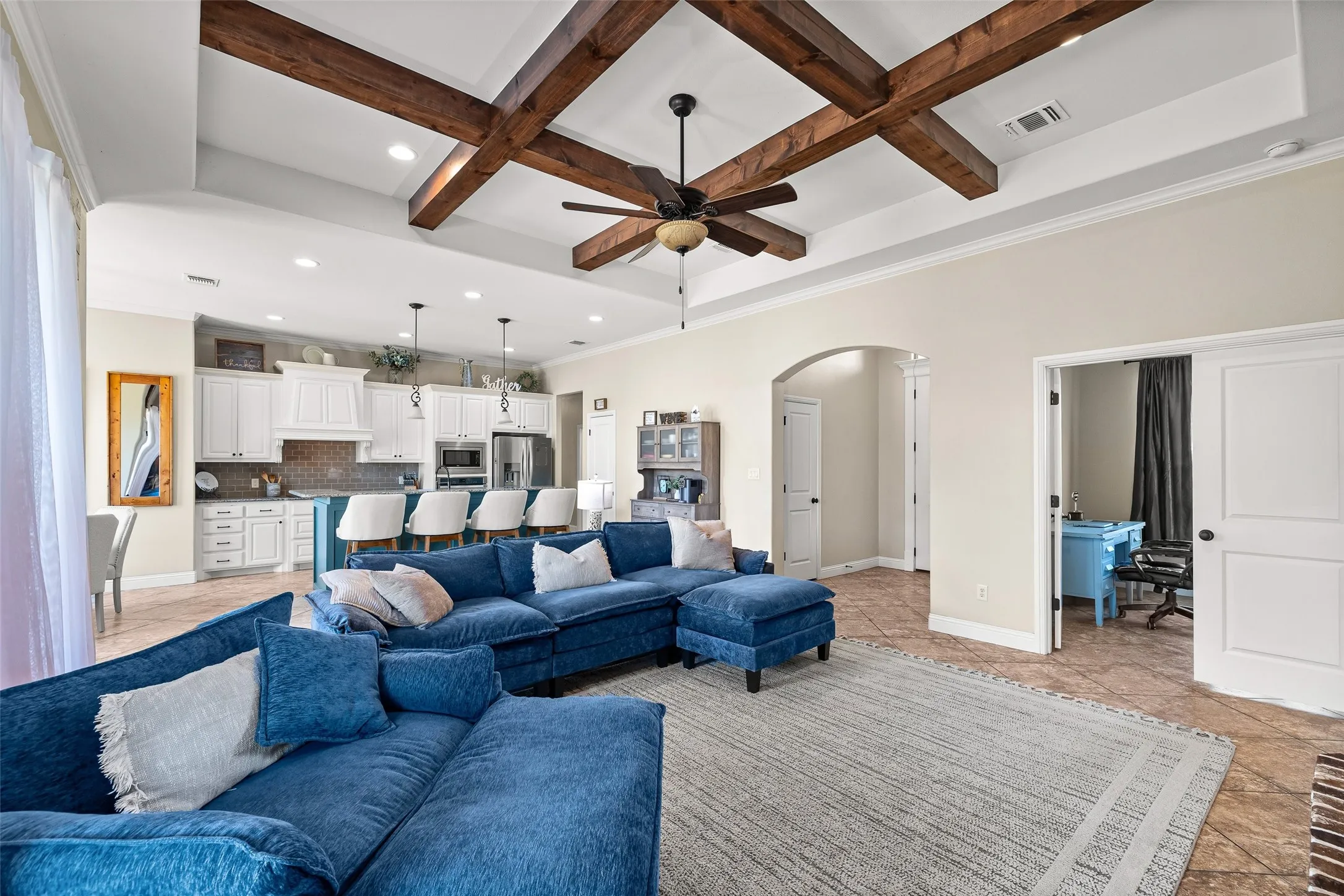 Tray ceiling with exposed wood beams