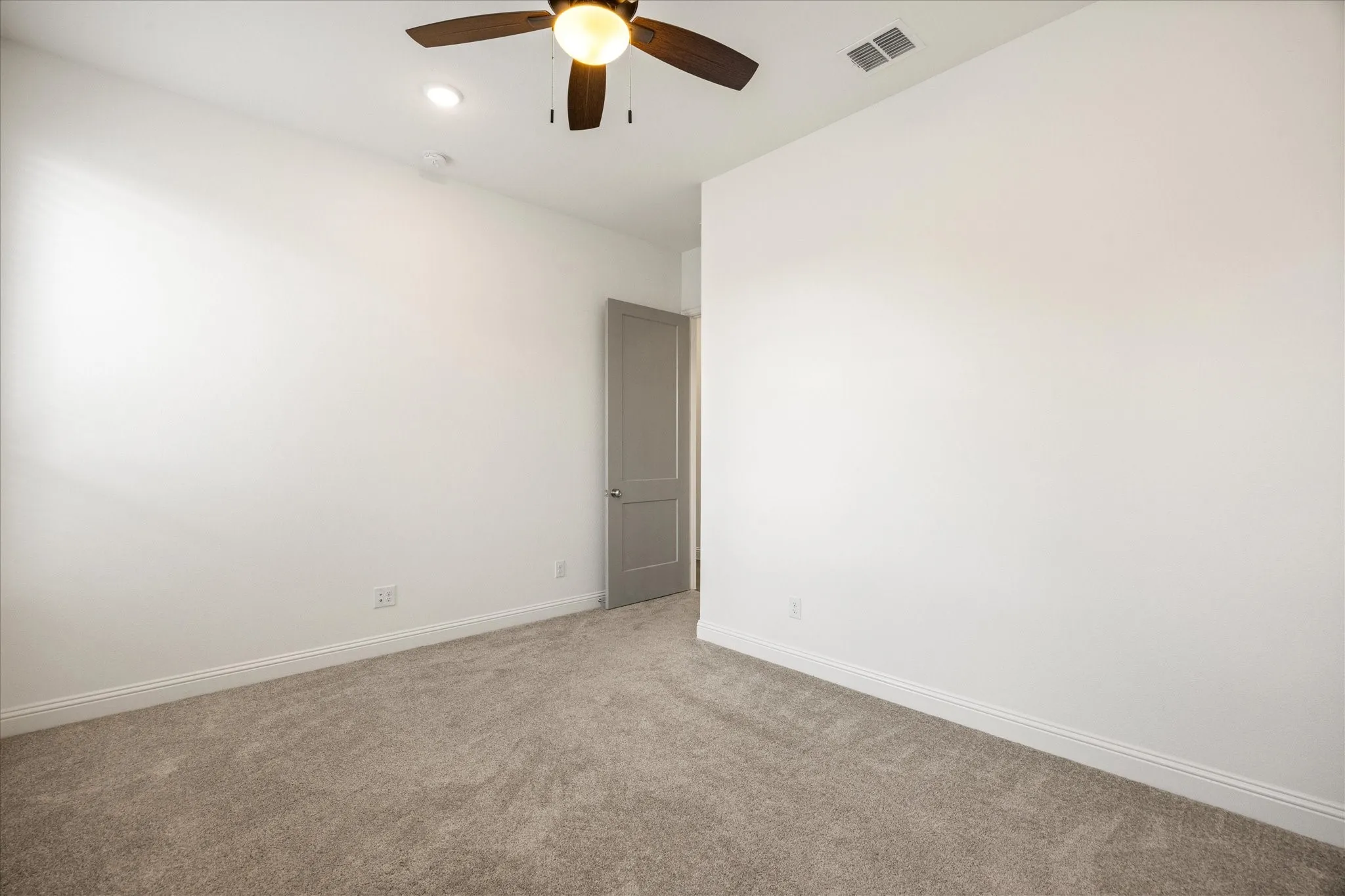 Plush carpet flooring, ceiling fan with integrated lighting, recessed lighting, and a neutral wall palette