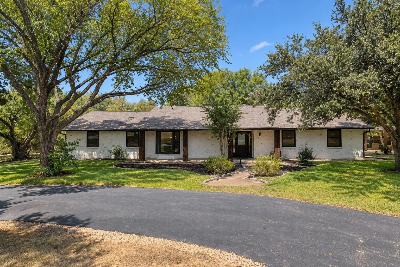 Beautifully remodeled home on 5 ACRES!!