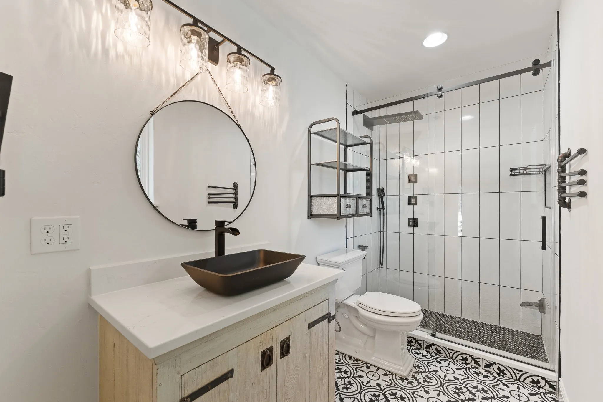 Upgraded PRIMARY BATHROOM with walk in shower!!