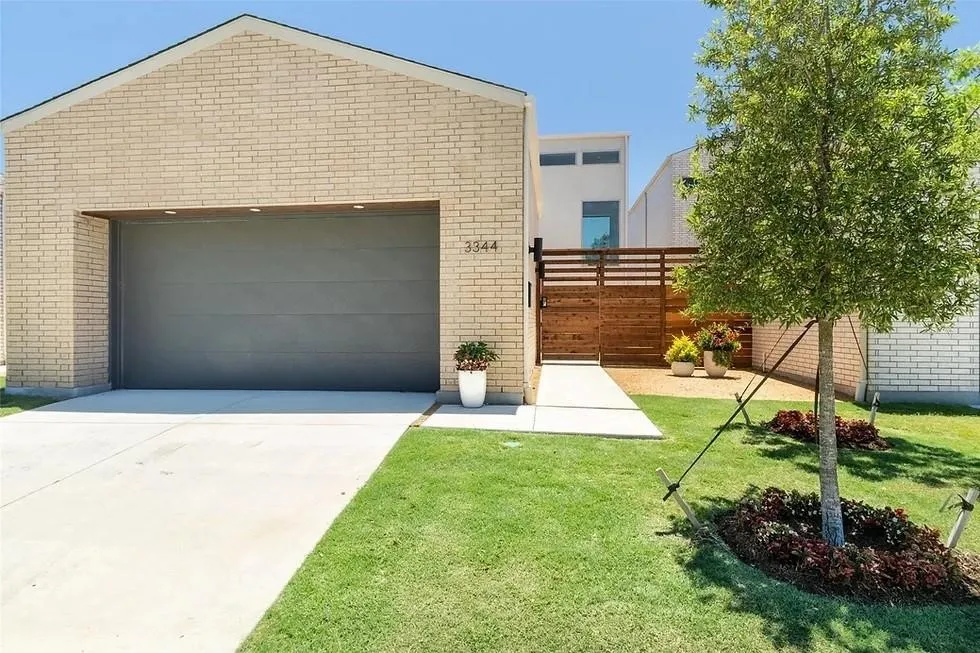 Single Family Residence For Sale