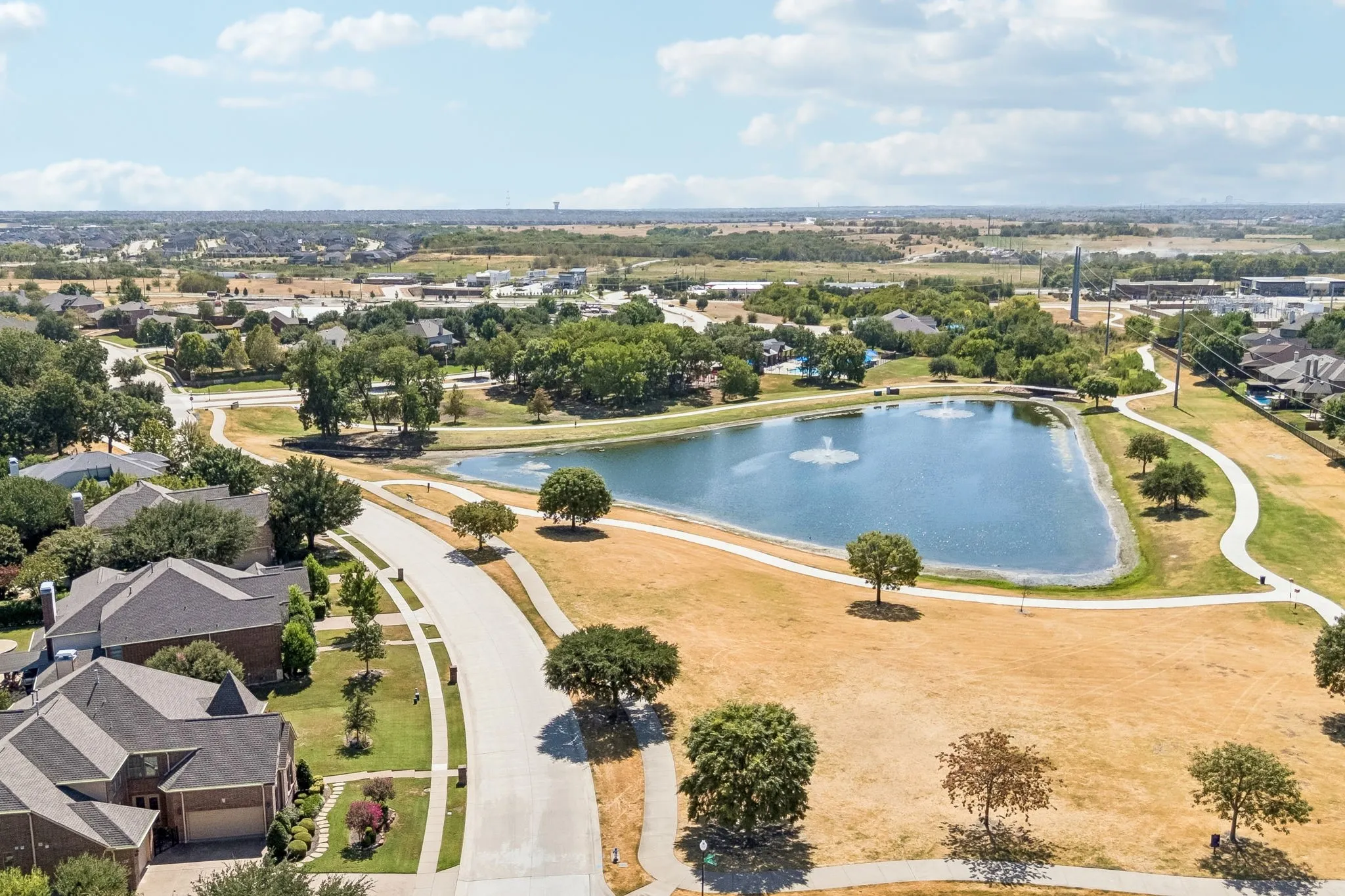 Single Family Residence For Sale in Collin County , 1530 Stillhouse Hollow Drive, Prosper, Texas 75078, 4 Bedroom, 5 Bathroom, 3 Garage spaces, 4,002 Sqft, built in 2014, mls#21391507, Real Estate Agent in Prosper, Homes For Sale in Collin county, Homes For Sale in Prosper, Realtor in Prosper Texas, Real Estate Brokerage Independent Realty Texas, Luminita Cordes Realtor