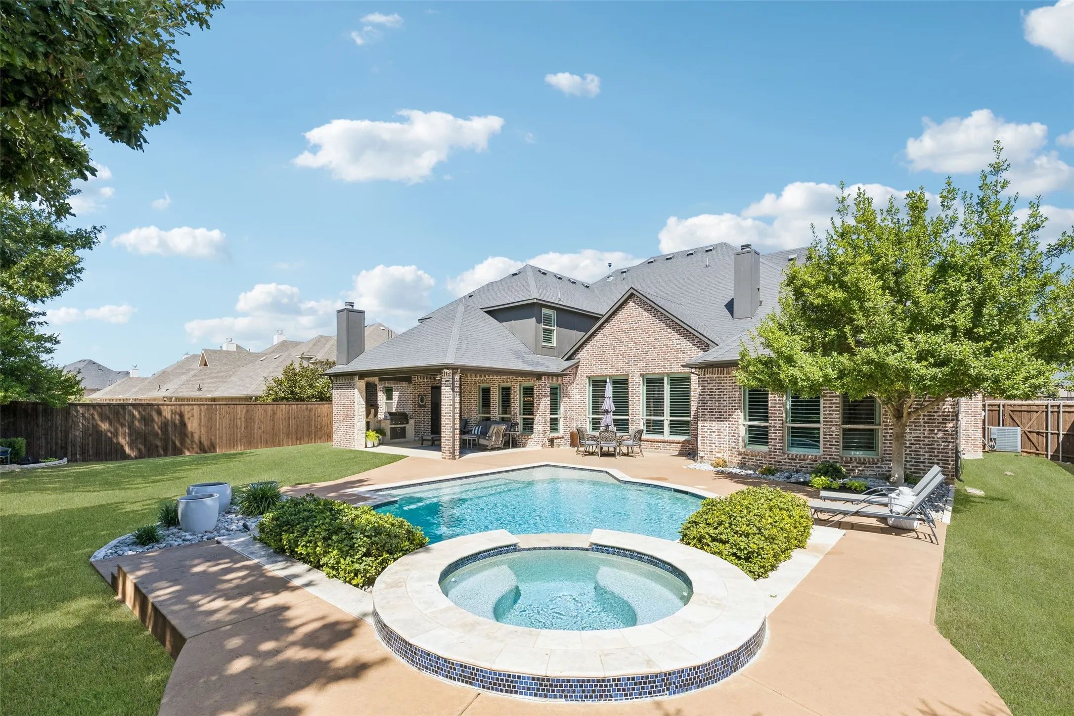 Single Family Residence For Sale in Collin County , 1530 Stillhouse Hollow Drive, Prosper, Texas 75078, 4 Bedroom, 5 Bathroom, 3 Garage spaces, 4,002 Sqft, built in 2014, mls#21391507, Real Estate Agent in Prosper, Homes For Sale in Collin county, Homes For Sale in Prosper, Realtor in Prosper Texas, Real Estate Brokerage Independent Realty Texas, Luminita Cordes Realtor