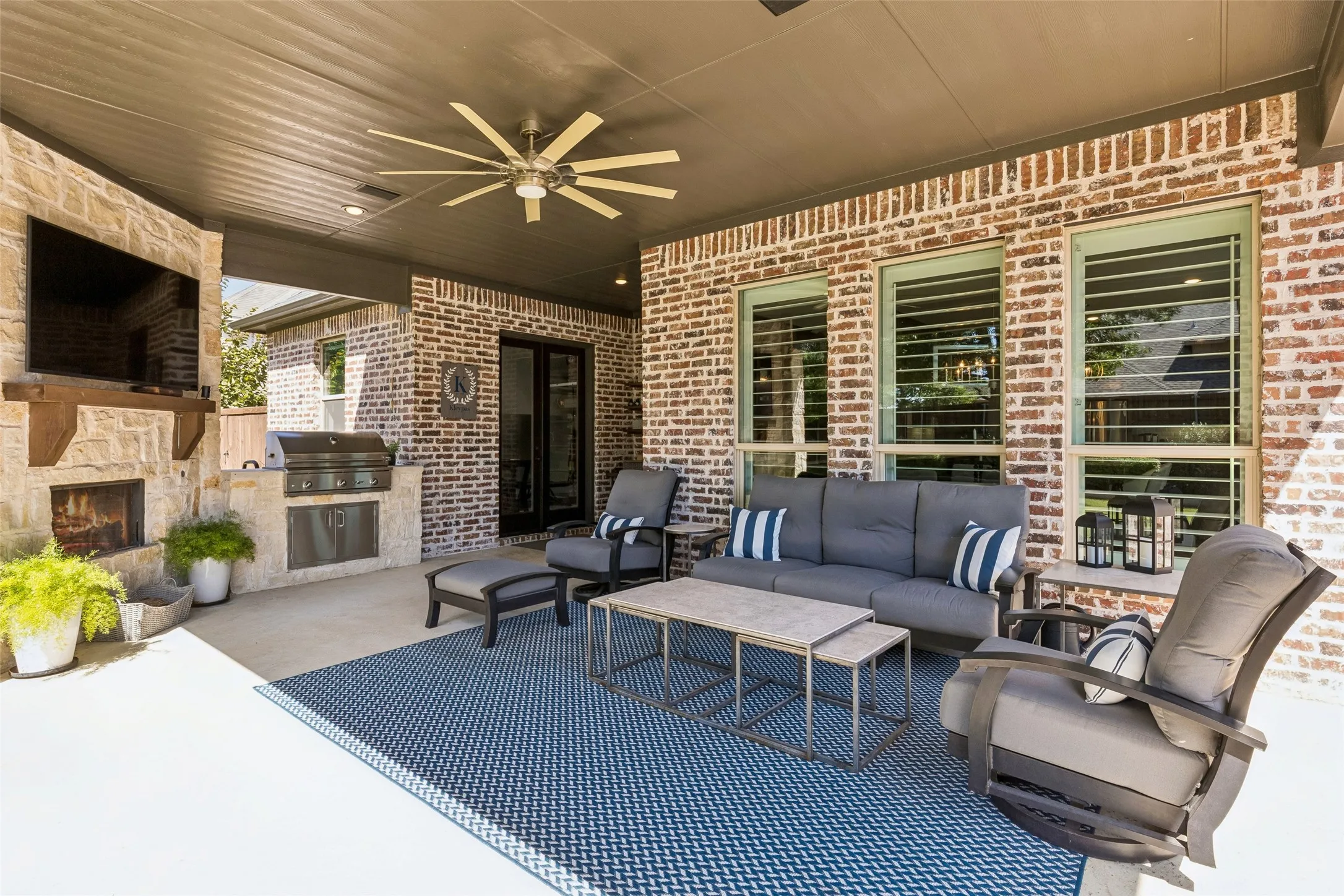 Single Family Residence For Sale in Collin County , 1530 Stillhouse Hollow Drive, Prosper, Texas 75078, 4 Bedroom, 5 Bathroom, 3 Garage spaces, 4,002 Sqft, built in 2014, mls#21391507, Real Estate Agent in Prosper, Homes For Sale in Collin county, Homes For Sale in Prosper, Realtor in Prosper Texas, Real Estate Brokerage Independent Realty Texas, Luminita Cordes Realtor