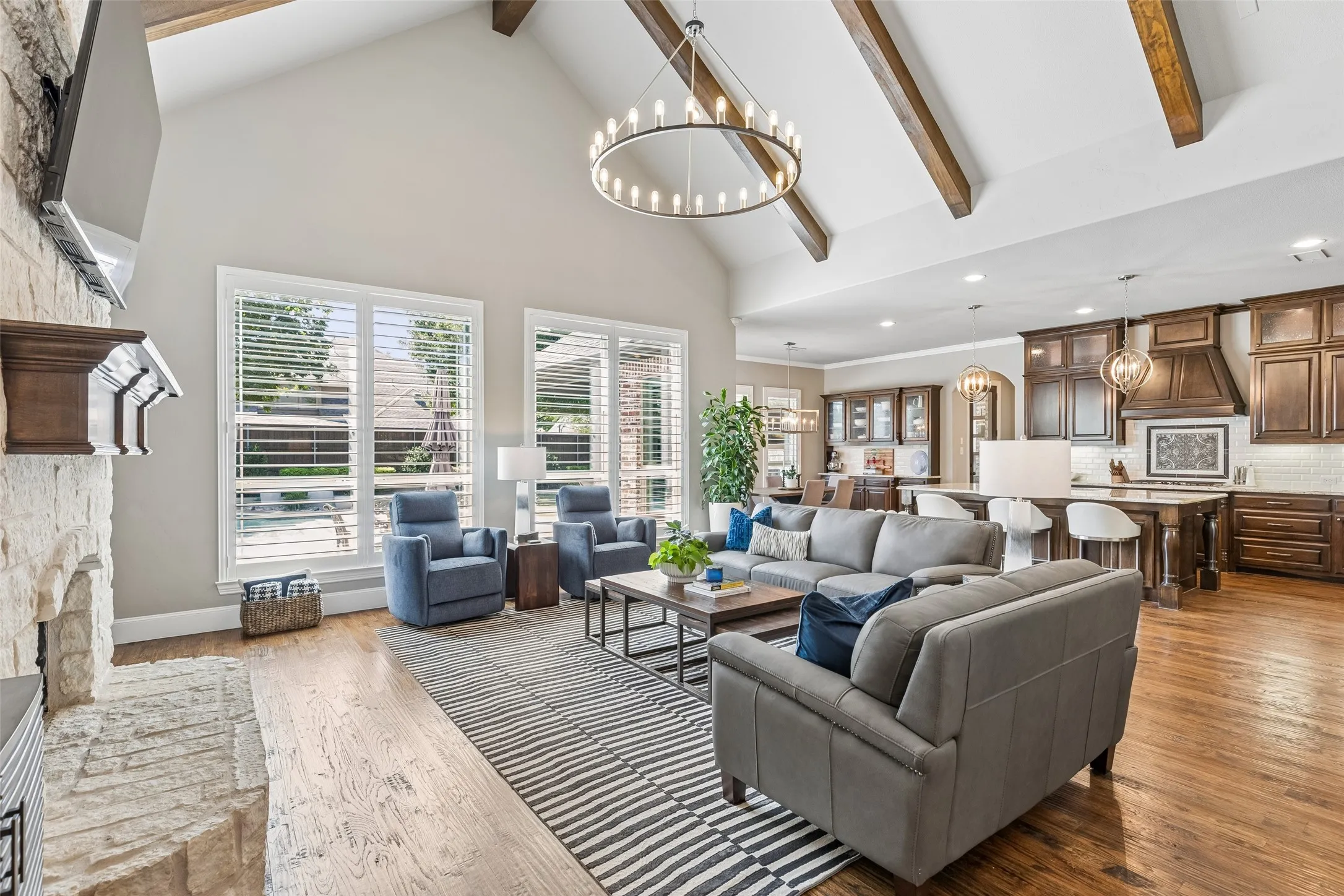 Single Family Residence For Sale in Collin County , 1530 Stillhouse Hollow Drive, Prosper, Texas 75078, 4 Bedroom, 5 Bathroom, 3 Garage spaces, 4,002 Sqft, built in 2014, mls#21391507, Real Estate Agent in Prosper, Homes For Sale in Collin county, Homes For Sale in Prosper, Realtor in Prosper Texas, Real Estate Brokerage Independent Realty Texas, Luminita Cordes Realtor