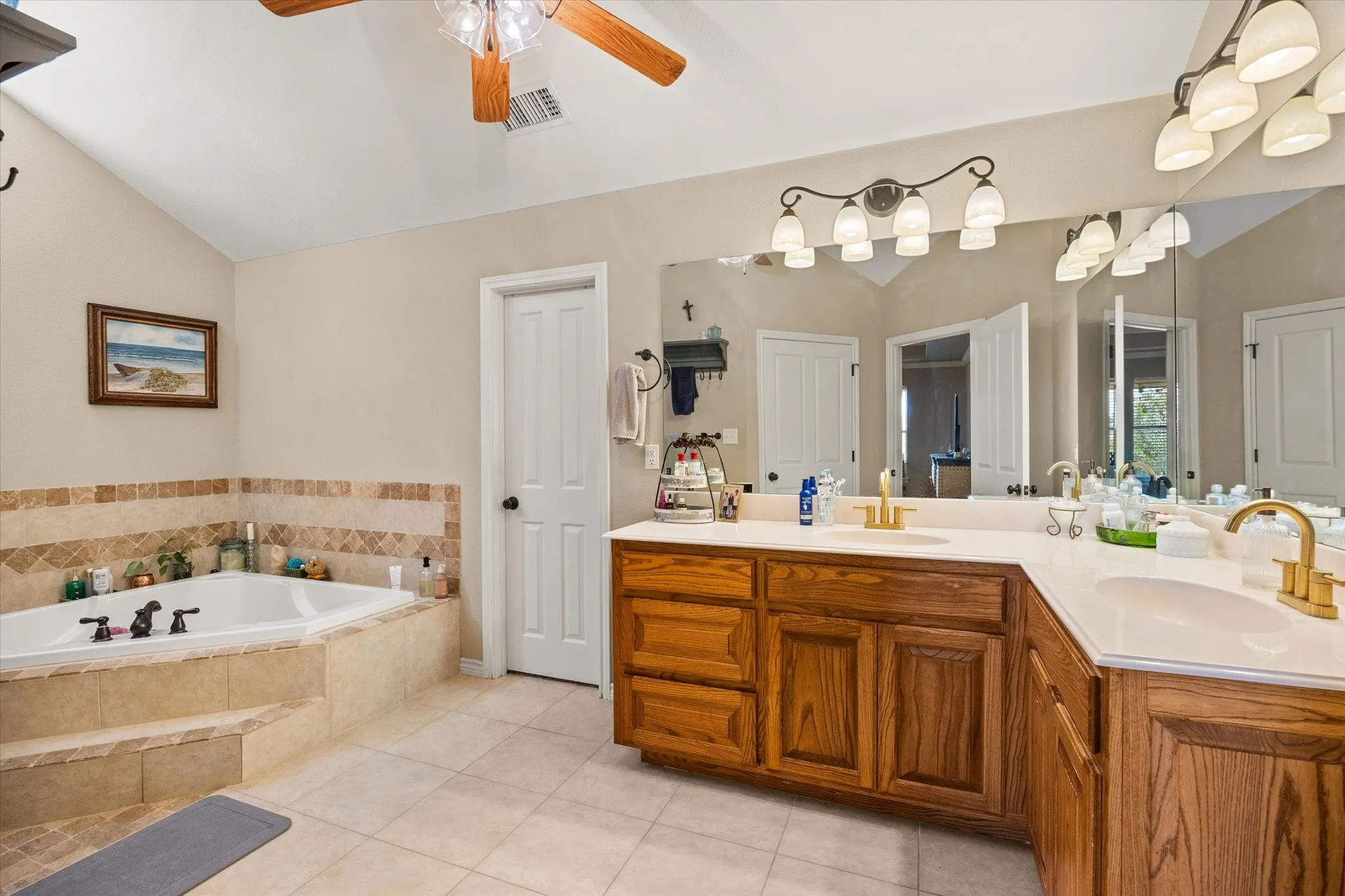 Single Family Residence For Sale in Erath County , 4865 Compass Way, Bluff Dale, Texas 76433, 4 Bedroom, 3 Bathroom, 4 Garage spaces, 2,415 Sqft, built in 2006, mls#21390642, Real Estate Agent in Bluff Dale, Homes For Sale in Erath county, Homes For Sale in Bluff Dale, Realtor in Bluff Dale Texas, Real Estate Brokerage Independent Realty Texas, Luminita Cordes Realtor