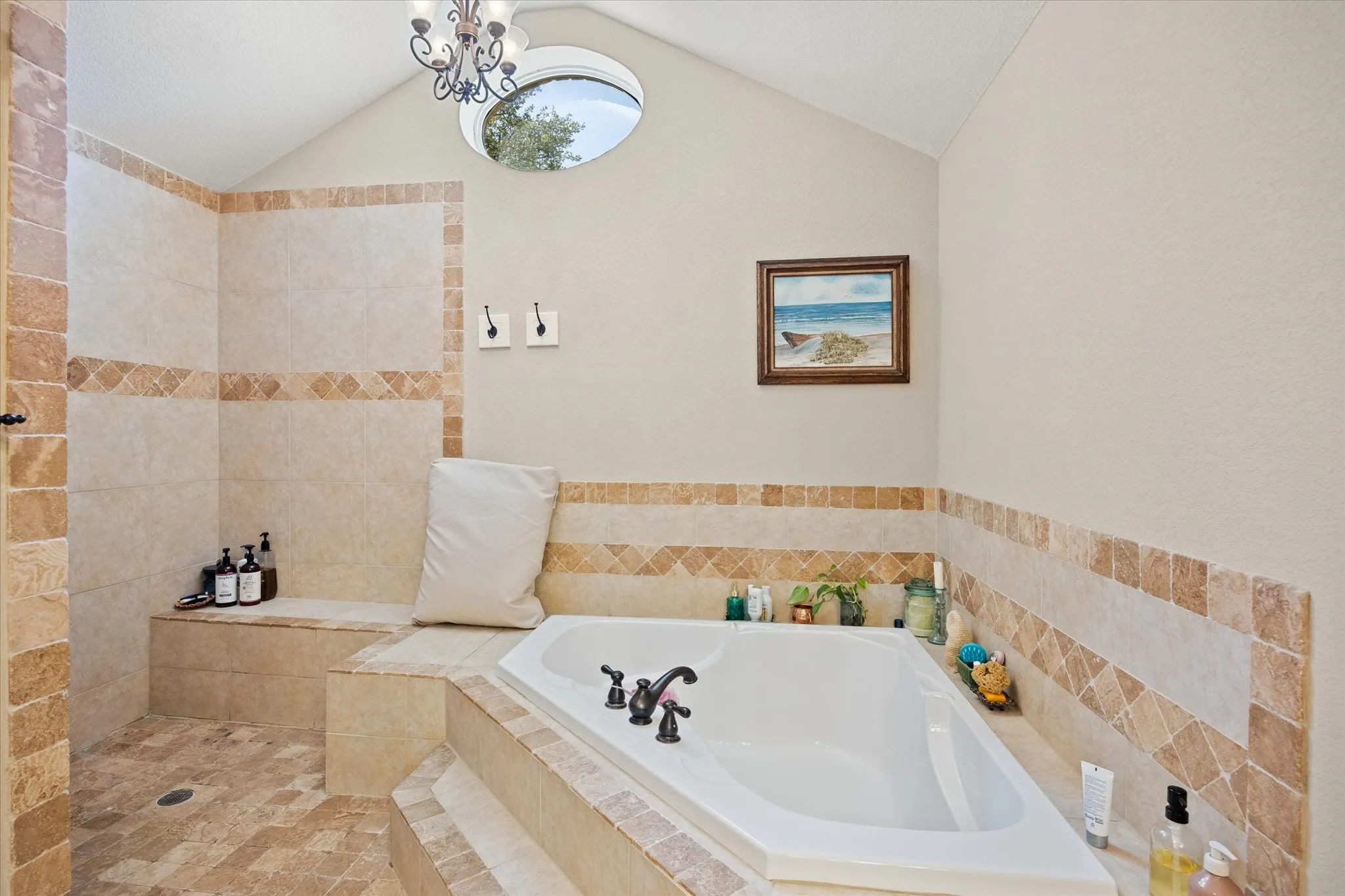 Single Family Residence For Sale in Erath County , 4865 Compass Way, Bluff Dale, Texas 76433, 4 Bedroom, 3 Bathroom, 4 Garage spaces, 2,415 Sqft, built in 2006, mls#21390642, Real Estate Agent in Bluff Dale, Homes For Sale in Erath county, Homes For Sale in Bluff Dale, Realtor in Bluff Dale Texas, Real Estate Brokerage Independent Realty Texas, Luminita Cordes Realtor