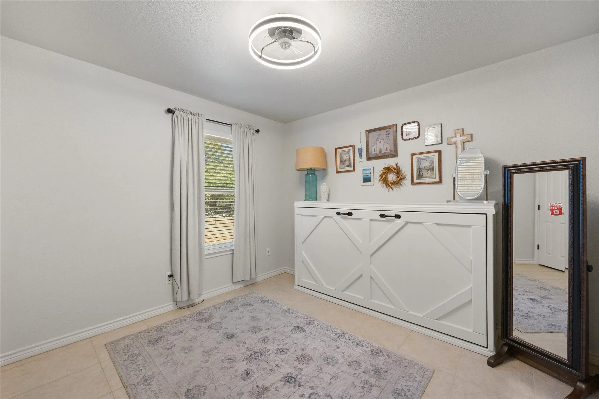 Single Family Residence For Sale in Erath County , 4865 Compass Way, Bluff Dale, Texas 76433, 4 Bedroom, 3 Bathroom, 4 Garage spaces, 2,415 Sqft, built in 2006, mls#21390642, Real Estate Agent in Bluff Dale, Homes For Sale in Erath county, Homes For Sale in Bluff Dale, Realtor in Bluff Dale Texas, Real Estate Brokerage Independent Realty Texas, Luminita Cordes Realtor