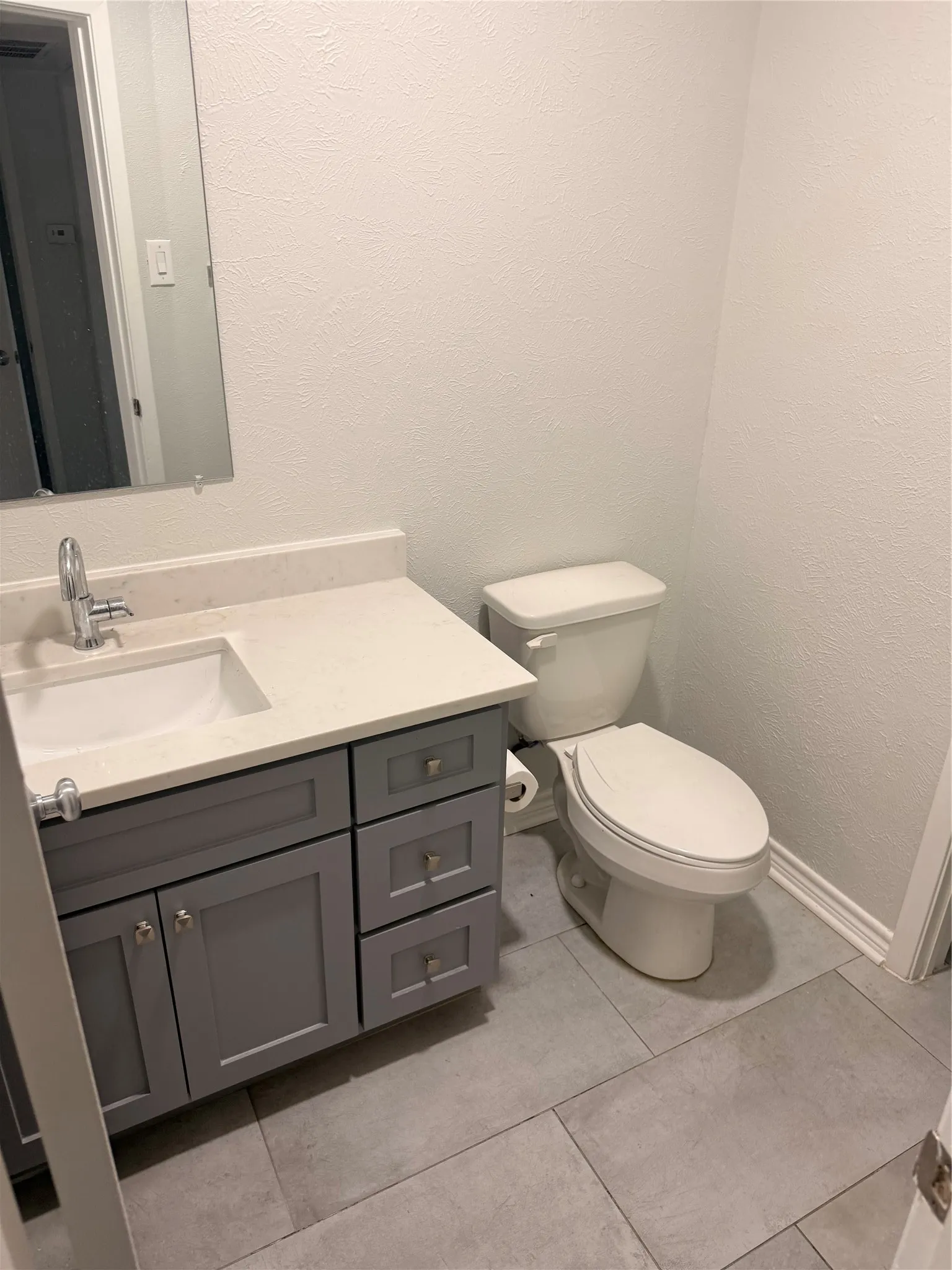 Condominium For Rent in Dallas County , 3925 Inwood Road 2016, Dallas, Texas 75209, 2 Bedroom, 2 Bathroom, Garage spaces, 860 Sqft, built in 1983, mls#21388239, Real Estate Agent in Dallas, Homes For Rent in Dallas county, Homes For Rent in Dallas, Realtor in Dallas Texas, Real Estate Brokerage Independent Realty Texas, Luminita Cordes Realtor