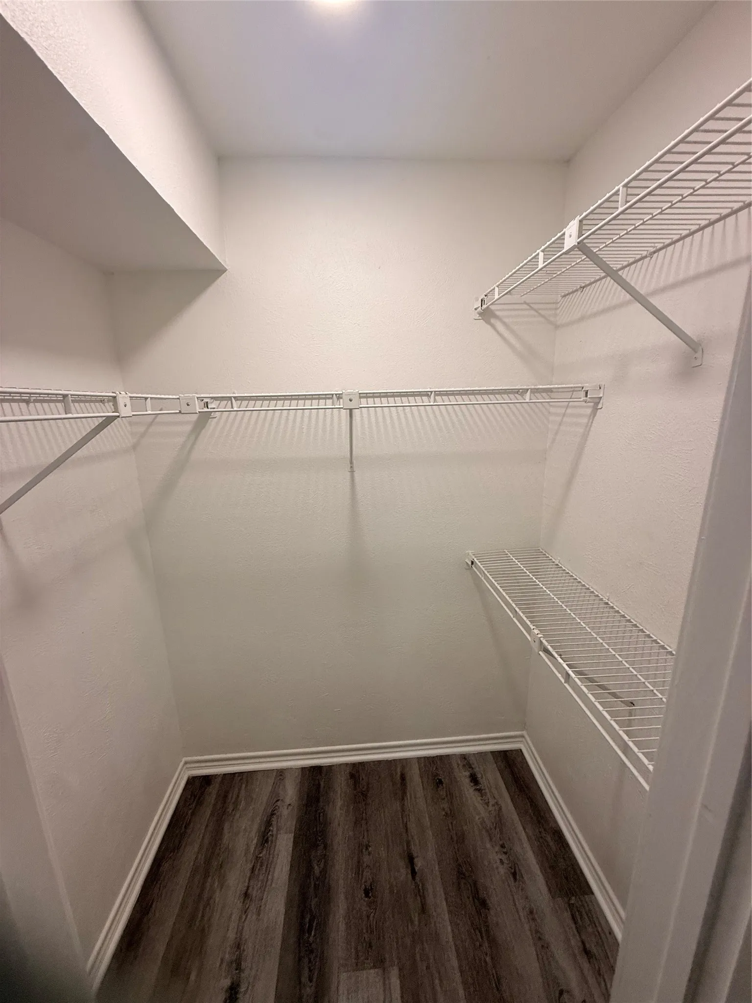 Condominium For Rent in Dallas County , 3925 Inwood Road 2016, Dallas, Texas 75209, 2 Bedroom, 2 Bathroom, Garage spaces, 860 Sqft, built in 1983, mls#21388239, Real Estate Agent in Dallas, Homes For Rent in Dallas county, Homes For Rent in Dallas, Realtor in Dallas Texas, Real Estate Brokerage Independent Realty Texas, Luminita Cordes Realtor