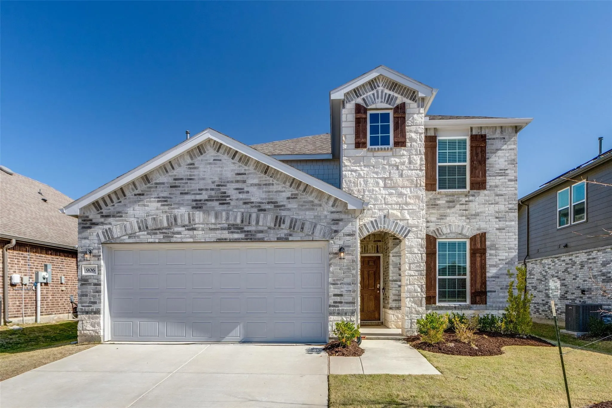 Single Family Residence For Rent