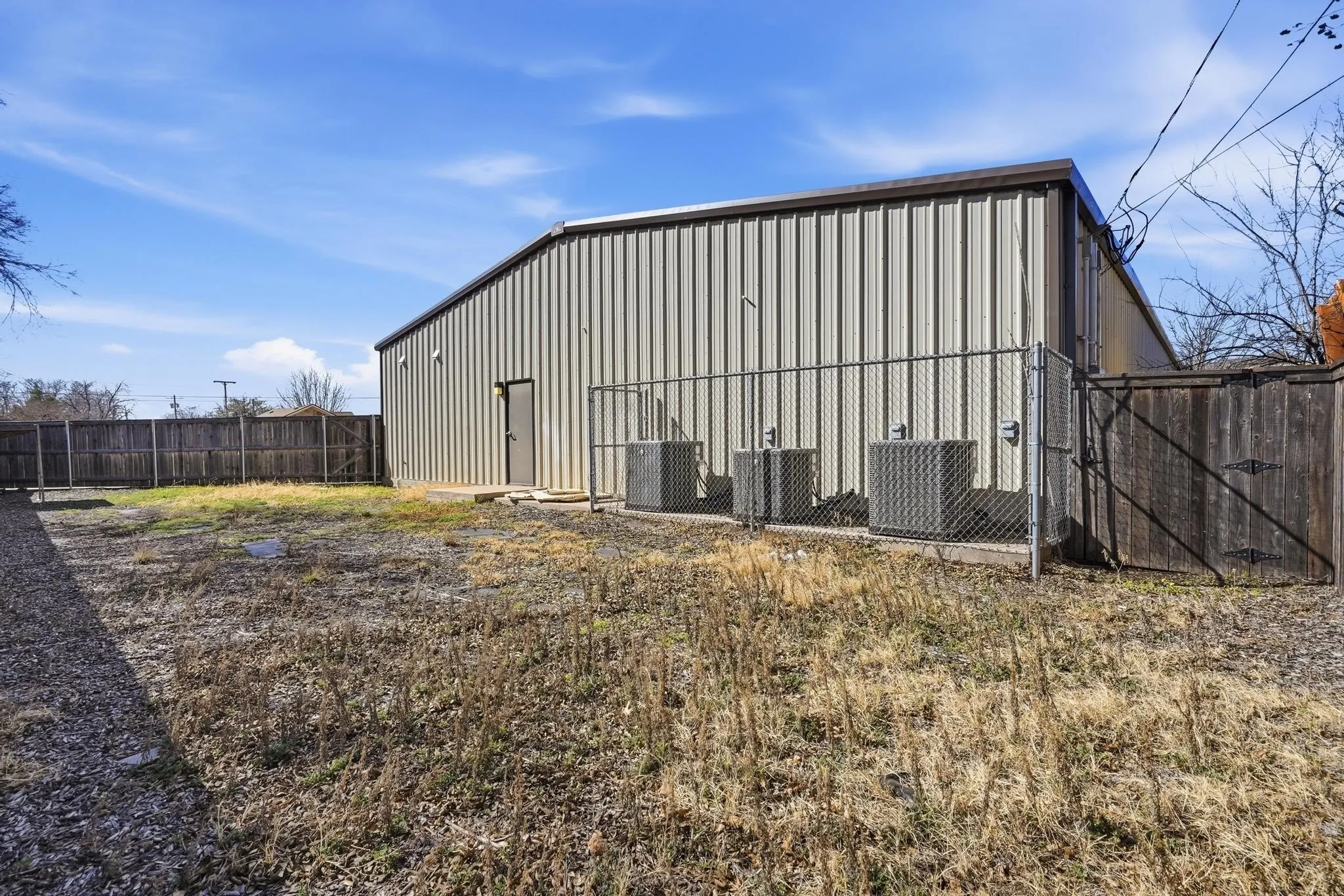 Office For Rent in Taylor County , 2769 S Treadaway Boulevard, Abilene, Texas 79602, 0, 0, Garage spaces, 0 Sqft, built in 2017, mls#21392971, Real Estate Agent in Abilene, Homes For Rent in Taylor county, Homes For Rent in Abilene, Realtor in Abilene Texas, Real Estate Brokerage Independent Realty Texas, Luminita Cordes Realtor