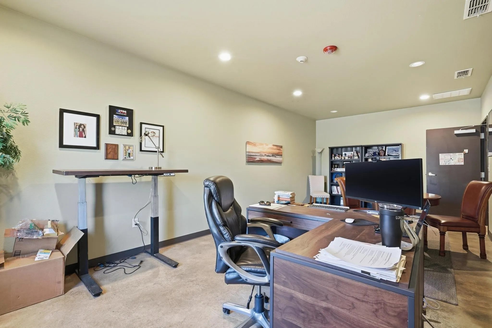 Office For Rent in Taylor County , 2769 S Treadaway Boulevard, Abilene, Texas 79602, 0, 0, Garage spaces, 0 Sqft, built in 2017, mls#21392971, Real Estate Agent in Abilene, Homes For Rent in Taylor county, Homes For Rent in Abilene, Realtor in Abilene Texas, Real Estate Brokerage Independent Realty Texas, Luminita Cordes Realtor