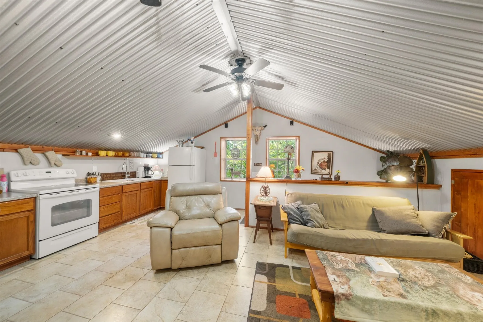 Apartment For Rent in Henderson County , 182 Bay Drive, Mabank, Texas 75156, 1 Bedroom, 1 Bathroom, Garage spaces, 1,200 Sqft, built in 2005, mls#21387476, Real Estate Agent in Mabank, Homes For Rent in Henderson county, Homes For Rent in Mabank, Realtor in Mabank Texas, Real Estate Brokerage Independent Realty Texas, Luminita Cordes Realtor