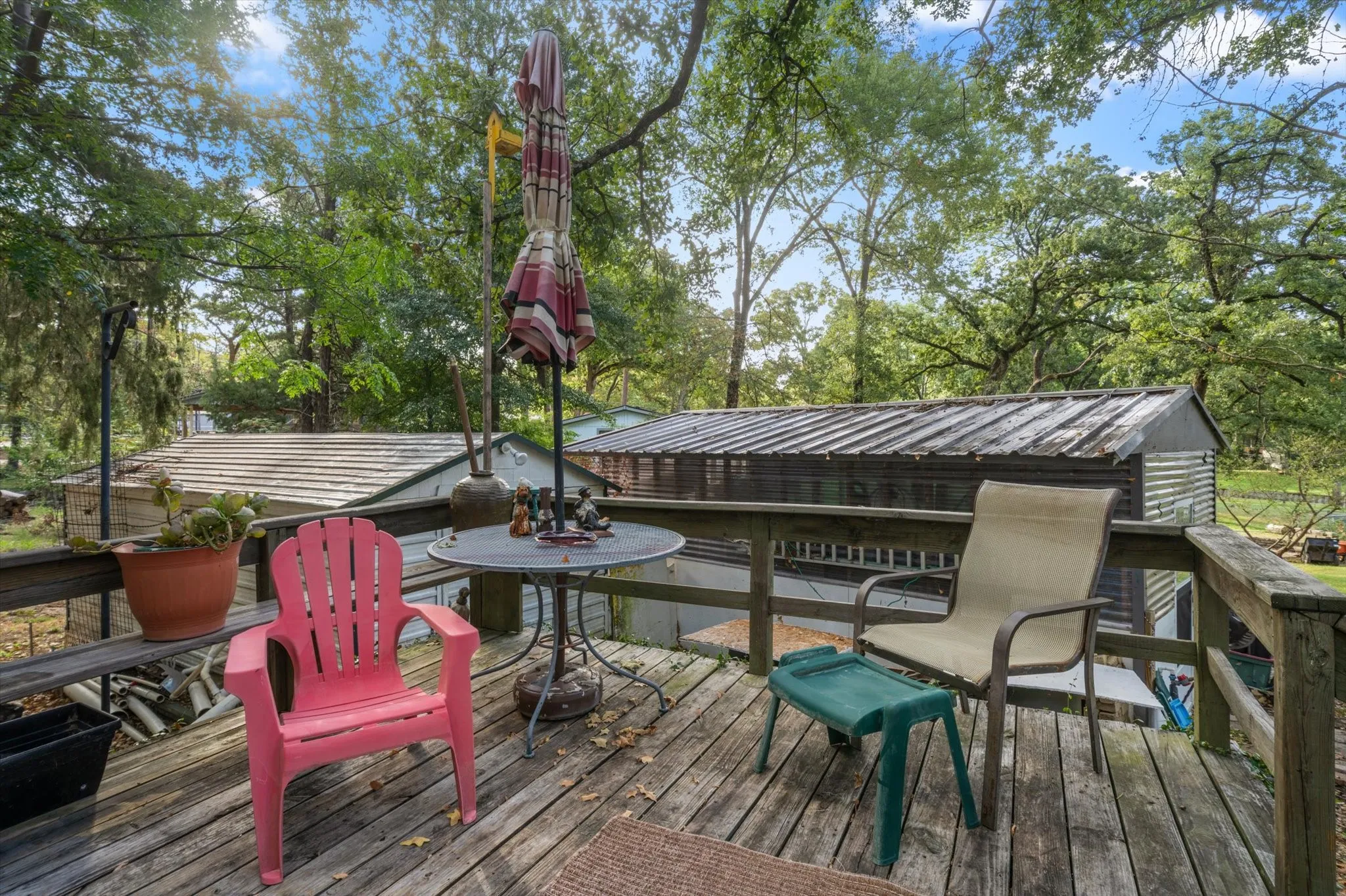 Apartment For Rent in Henderson County , 182 Bay Drive, Mabank, Texas 75156, 1 Bedroom, 1 Bathroom, Garage spaces, 1,200 Sqft, built in 2005, mls#21387476, Real Estate Agent in Mabank, Homes For Rent in Henderson county, Homes For Rent in Mabank, Realtor in Mabank Texas, Real Estate Brokerage Independent Realty Texas, Luminita Cordes Realtor