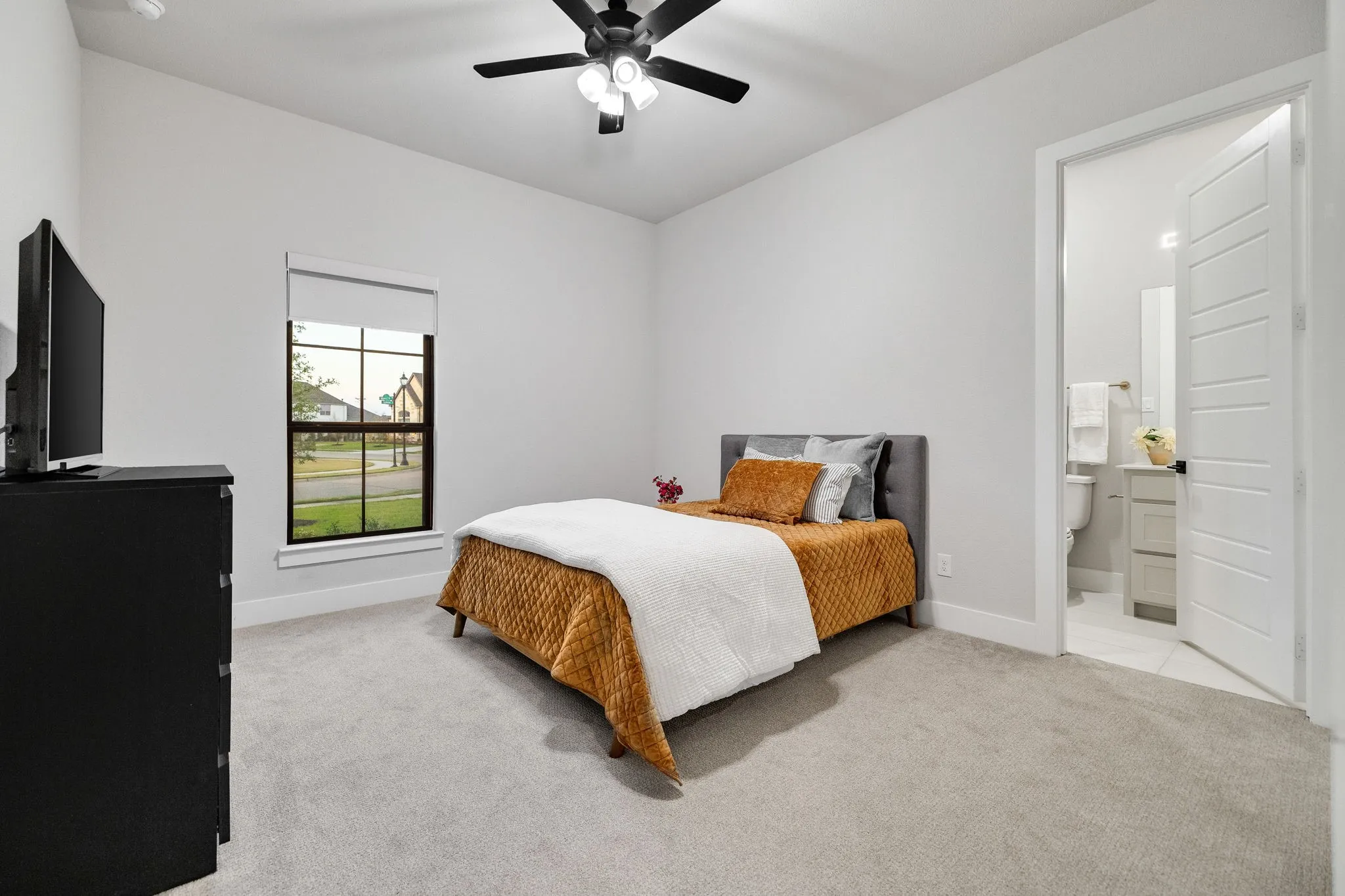 Single Family Residence For Sale in Denton County , 2421 Heathrow Lane, Prosper, Texas 75078, 5 Bedroom, 6 Bathroom, 3 Garage spaces, 4,624 Sqft, built in 2024, mls#21392822, Real Estate Agent in Prosper, Homes For Sale in Denton county, Homes For Sale in Prosper, Realtor in Prosper Texas, Real Estate Brokerage Independent Realty Texas, Luminita Cordes Realtor