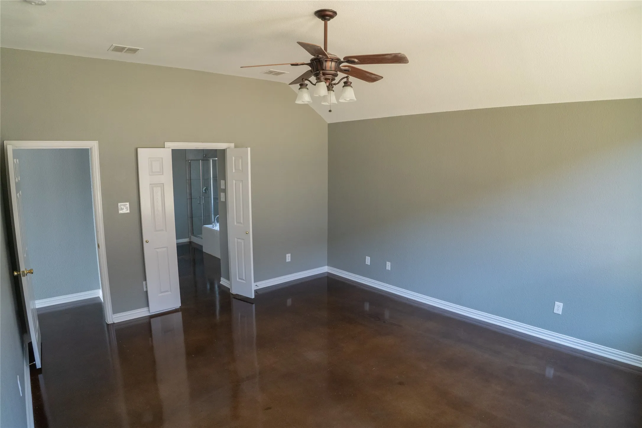 Single Family Residence For Rent in Collin County , 830 Brittany Way, Prosper, Texas 75078, 4 Bedroom, 2 Bathroom, 2 Garage spaces, 2,356 Sqft, built in 2003, mls#21392986, Real Estate Agent in Prosper, Homes For Rent in Collin county, Homes For Rent in Prosper, Realtor in Prosper Texas, Real Estate Brokerage Independent Realty Texas, Luminita Cordes Realtor