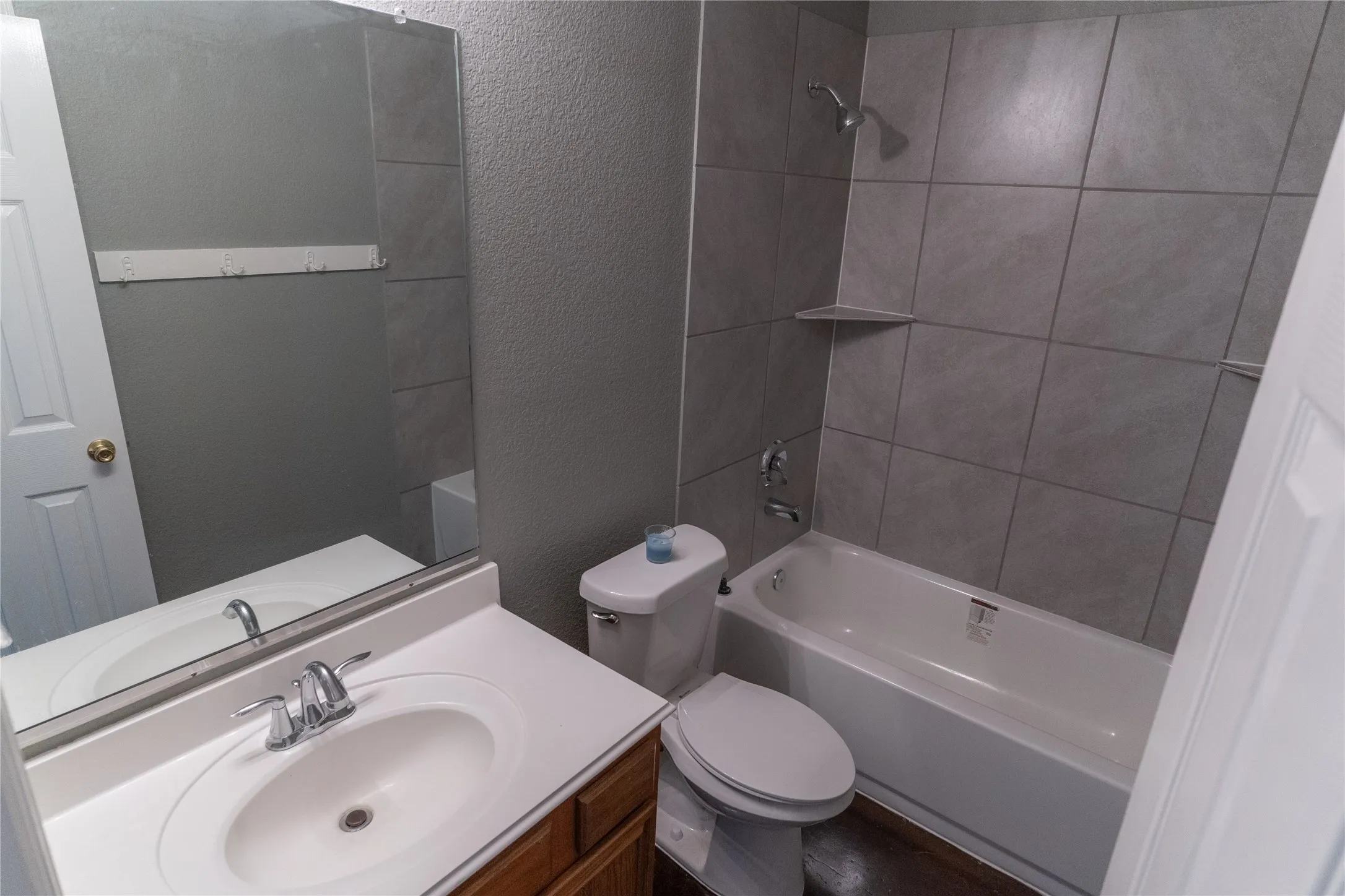Single Family Residence For Rent in Collin County , 830 Brittany Way, Prosper, Texas 75078, 4 Bedroom, 2 Bathroom, 2 Garage spaces, 2,356 Sqft, built in 2003, mls#21392986, Real Estate Agent in Prosper, Homes For Rent in Collin county, Homes For Rent in Prosper, Realtor in Prosper Texas, Real Estate Brokerage Independent Realty Texas, Luminita Cordes Realtor