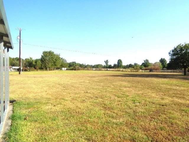 Single Family Residence For Sale in Wood County , 1064 W FM 515, Winnsboro, Texas 75494, 3 Bedroom, 2 Bathroom, 2 Garage spaces, 2,148 Sqft, built in 1995, mls#21392992, Real Estate Agent in Winnsboro, Homes For Sale in Wood county, Homes For Sale in Winnsboro, Realtor in Winnsboro Texas, Real Estate Brokerage Independent Realty Texas, Luminita Cordes Realtor