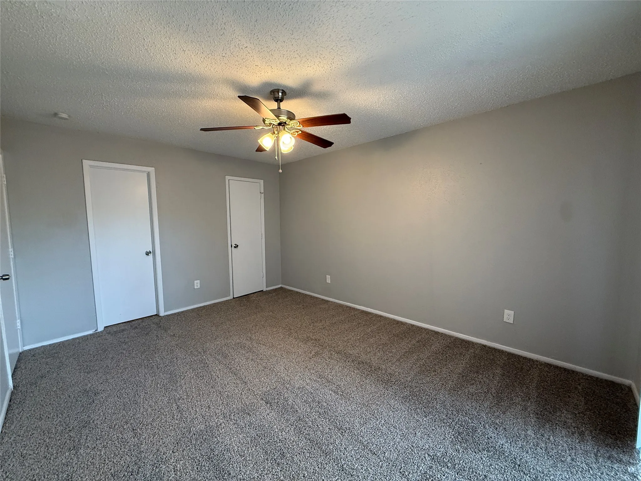 Single Family Residence For Rent in Dallas County , 1407 La Fonda Drive, Seagoville, Texas 75159, 3 Bedroom, 2 Bathroom, 2 Garage spaces, 1,176 Sqft, built in 1979, mls#21392999, Real Estate Agent in Seagoville, Homes For Rent in Dallas county, Homes For Rent in Seagoville, Realtor in Seagoville Texas, Real Estate Brokerage Independent Realty Texas, Luminita Cordes Realtor