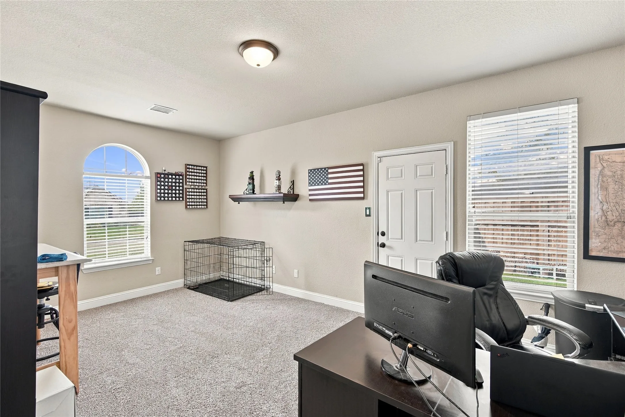Single Family Residence For Sale in Ellis County , 113 Claremont Drive, Ovilla, Texas 75154, 4 Bedroom, 4 Bathroom, 2 Garage spaces, 3,893 Sqft, built in 2015, mls#21393005, Real Estate Agent in Ovilla, Homes For Sale in Ellis county, Homes For Sale in Ovilla, Realtor in Ovilla Texas, Real Estate Brokerage Independent Realty Texas, Luminita Cordes Realtor