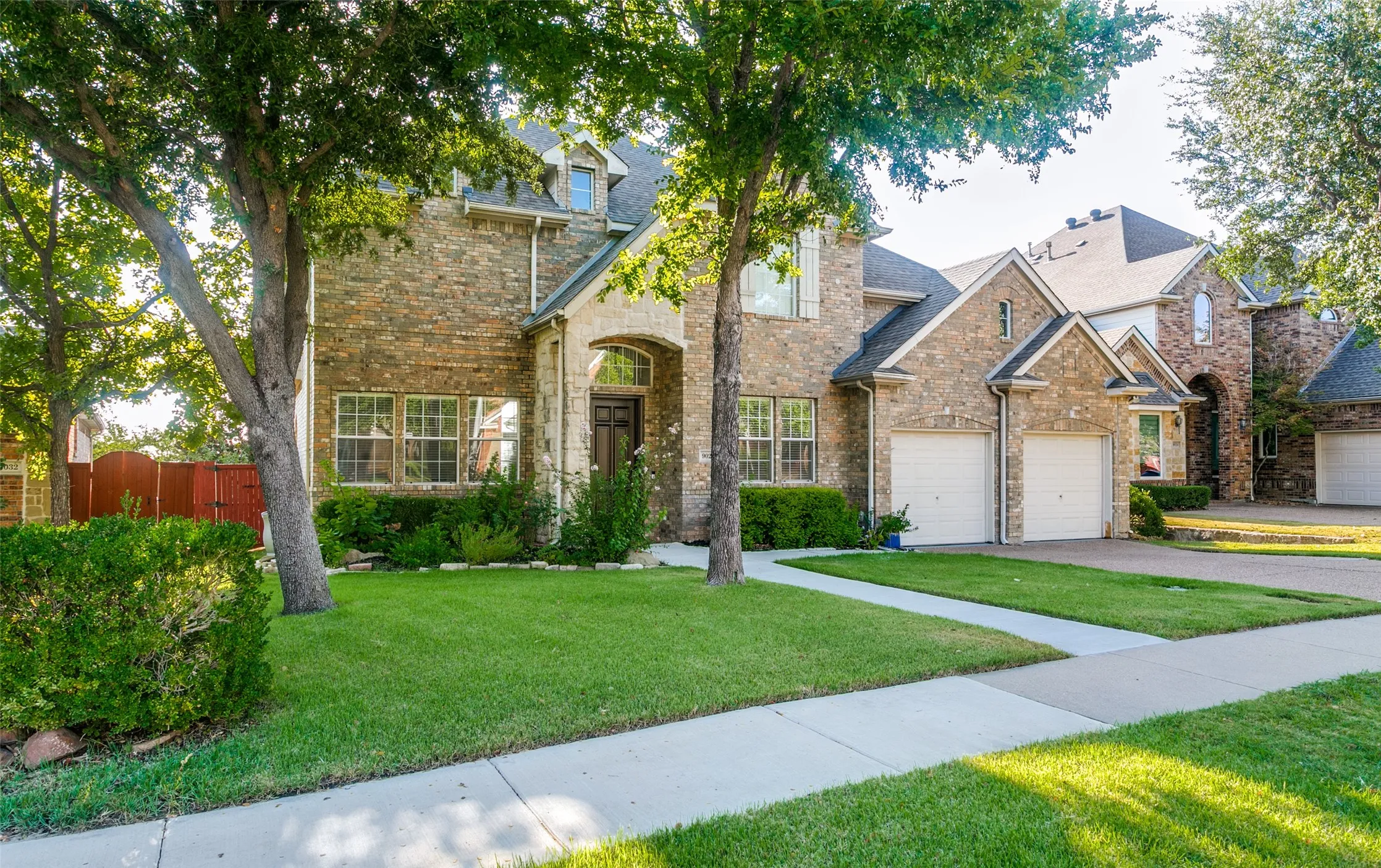 Single Family Residence For Rent in Dallas County , 9028 Bottlebrush Lane, Irving, Texas 75063, 4 Bedroom, 3 Bathroom, 2 Garage spaces, 2,982 Sqft, built in 2001, mls#21391632, Real Estate Agent in Irving, Homes For Rent in Dallas county, Homes For Rent in Irving, Realtor in Irving Texas, Real Estate Brokerage Independent Realty Texas, Luminita Cordes Realtor