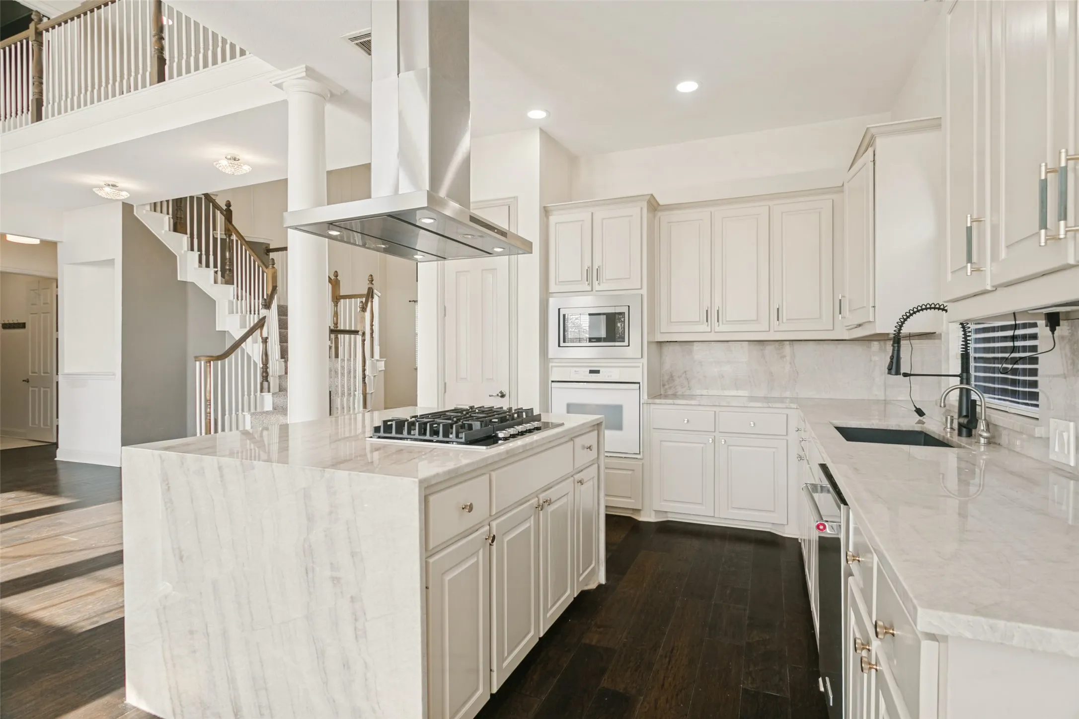 Single Family Residence For Rent in Dallas County , 9028 Bottlebrush Lane, Irving, Texas 75063, 4 Bedroom, 3 Bathroom, 2 Garage spaces, 2,982 Sqft, built in 2001, mls#21391632, Real Estate Agent in Irving, Homes For Rent in Dallas county, Homes For Rent in Irving, Realtor in Irving Texas, Real Estate Brokerage Independent Realty Texas, Luminita Cordes Realtor
