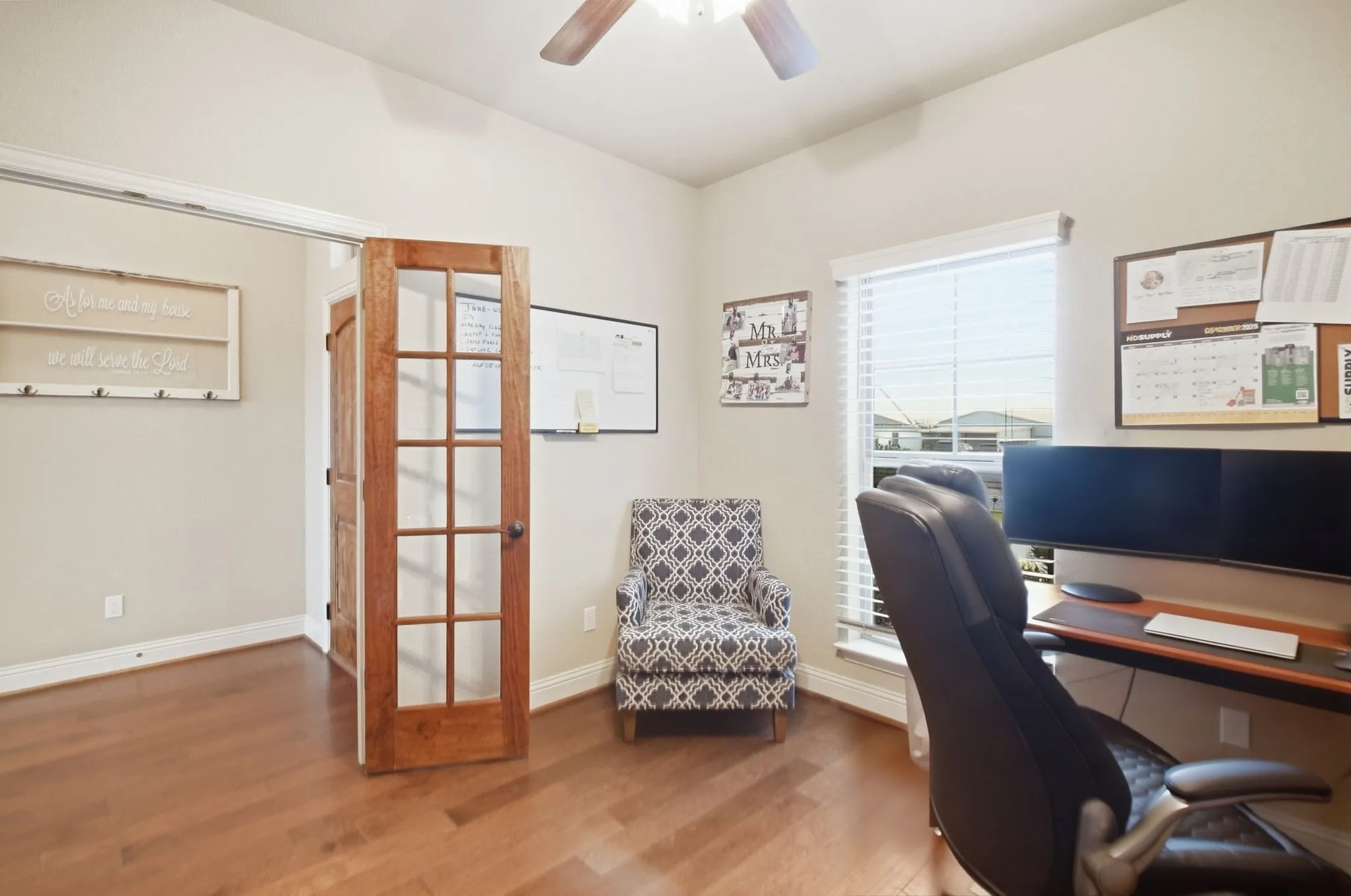 Single Family Residence For Sale in Parker County , 210 Timber Valley Court, Weatherford, Texas 76085, 3 Bedroom, 2 Bathroom, 2 Garage spaces, 1,600 Sqft, built in 2018, mls#21391157, Real Estate Agent in Weatherford, Homes For Sale in Parker county, Homes For Sale in Weatherford, Realtor in Weatherford Texas, Real Estate Brokerage Independent Realty Texas, Luminita Cordes Realtor