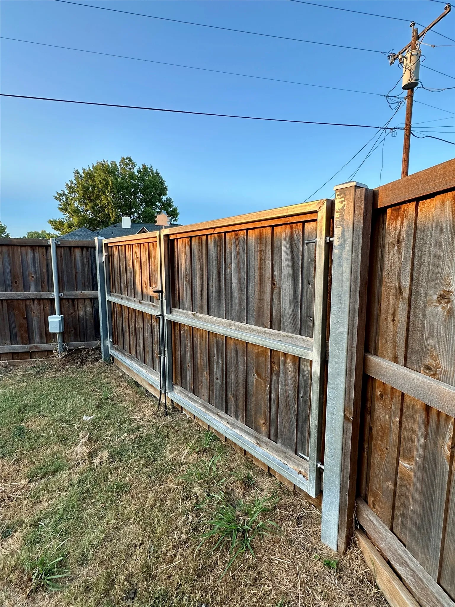 Single Family Residence For Sale in Collin County , 1309 London Drive, Wylie, Texas 75098, 3 Bedroom, 2 Bathroom, 2 Garage spaces, 1,331 Sqft, built in 1994, mls#21392546, Real Estate Agent in Wylie, Homes For Sale in Collin county, Homes For Sale in Wylie, Realtor in Wylie Texas, Real Estate Brokerage Independent Realty Texas, Luminita Cordes Realtor