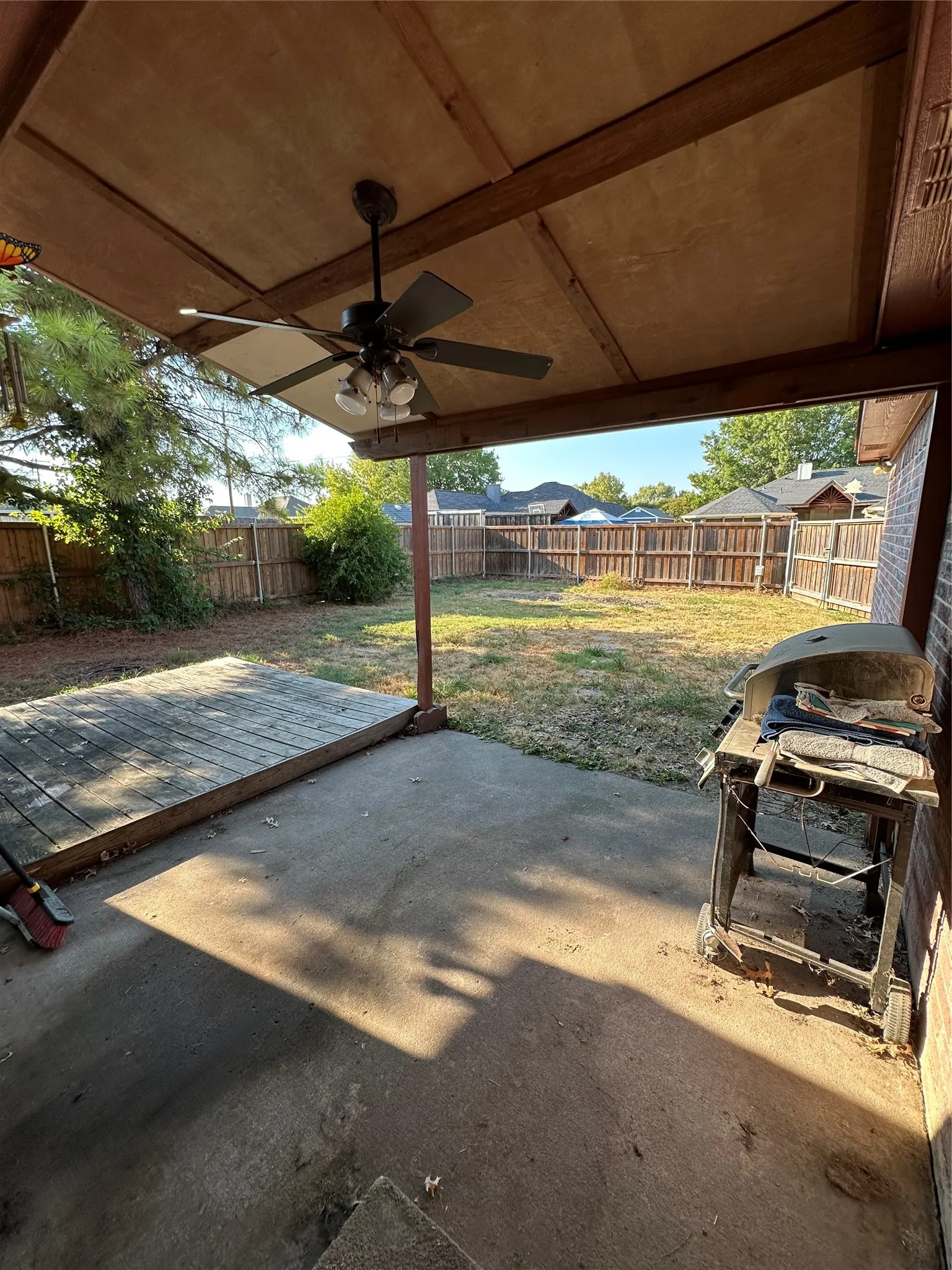 Single Family Residence For Sale in Collin County , 1309 London Drive, Wylie, Texas 75098, 3 Bedroom, 2 Bathroom, 2 Garage spaces, 1,331 Sqft, built in 1994, mls#21392546, Real Estate Agent in Wylie, Homes For Sale in Collin county, Homes For Sale in Wylie, Realtor in Wylie Texas, Real Estate Brokerage Independent Realty Texas, Luminita Cordes Realtor