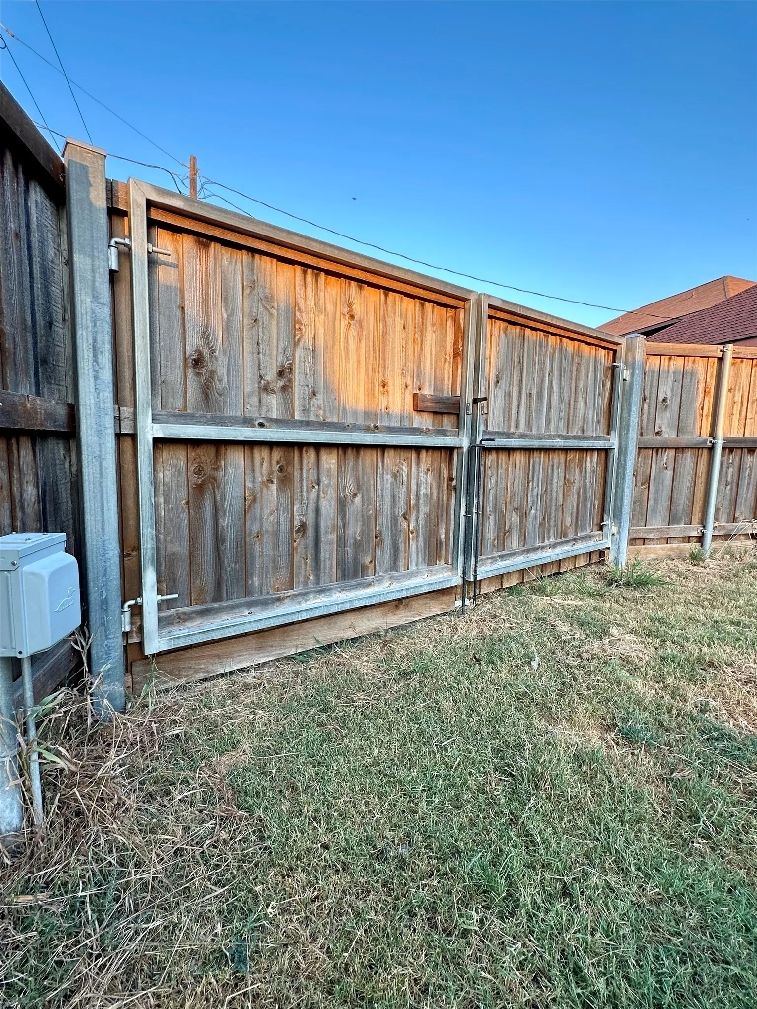 Single Family Residence For Sale in Collin County , 1309 London Drive, Wylie, Texas 75098, 3 Bedroom, 2 Bathroom, 2 Garage spaces, 1,331 Sqft, built in 1994, mls#21392546, Real Estate Agent in Wylie, Homes For Sale in Collin county, Homes For Sale in Wylie, Realtor in Wylie Texas, Real Estate Brokerage Independent Realty Texas, Luminita Cordes Realtor