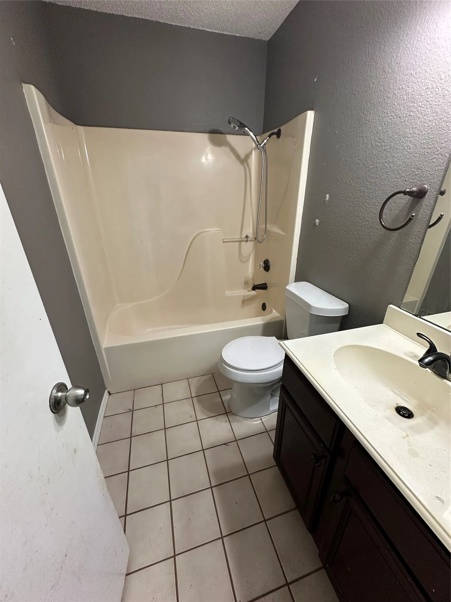 Single Family Residence For Sale in Collin County , 1309 London Drive, Wylie, Texas 75098, 3 Bedroom, 2 Bathroom, 2 Garage spaces, 1,331 Sqft, built in 1994, mls#21392546, Real Estate Agent in Wylie, Homes For Sale in Collin county, Homes For Sale in Wylie, Realtor in Wylie Texas, Real Estate Brokerage Independent Realty Texas, Luminita Cordes Realtor