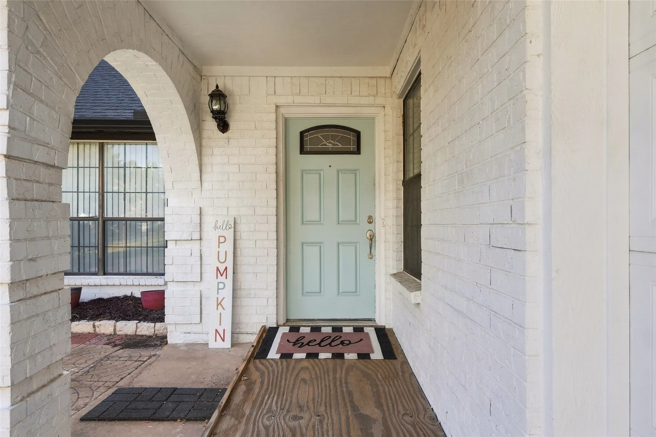 Single Family Residence For Sale in Dallas County , 8405 Liberty Lane, Rowlett, Texas 75089, 3 Bedroom, 2 Bathroom, 1 Garage spaces, 1,942 Sqft, built in 1986, mls#21393013, Real Estate Agent in Rowlett, Homes For Sale in Dallas county, Homes For Sale in Rowlett, Realtor in Rowlett Texas, Real Estate Brokerage Independent Realty Texas, Luminita Cordes Realtor