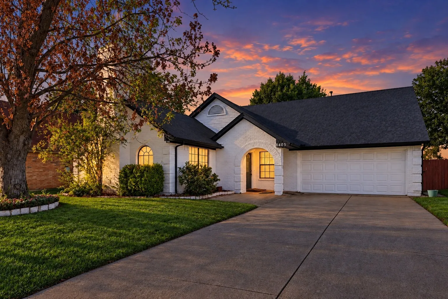 Single Family Residence For Sale in Dallas County , 8405 Liberty Lane, Rowlett, Texas 75089, 3 Bedroom, 2 Bathroom, 1 Garage spaces, 1,942 Sqft, built in 1986, mls#21393013, Real Estate Agent in Rowlett, Homes For Sale in Dallas county, Homes For Sale in Rowlett, Realtor in Rowlett Texas, Real Estate Brokerage Independent Realty Texas, Luminita Cordes Realtor