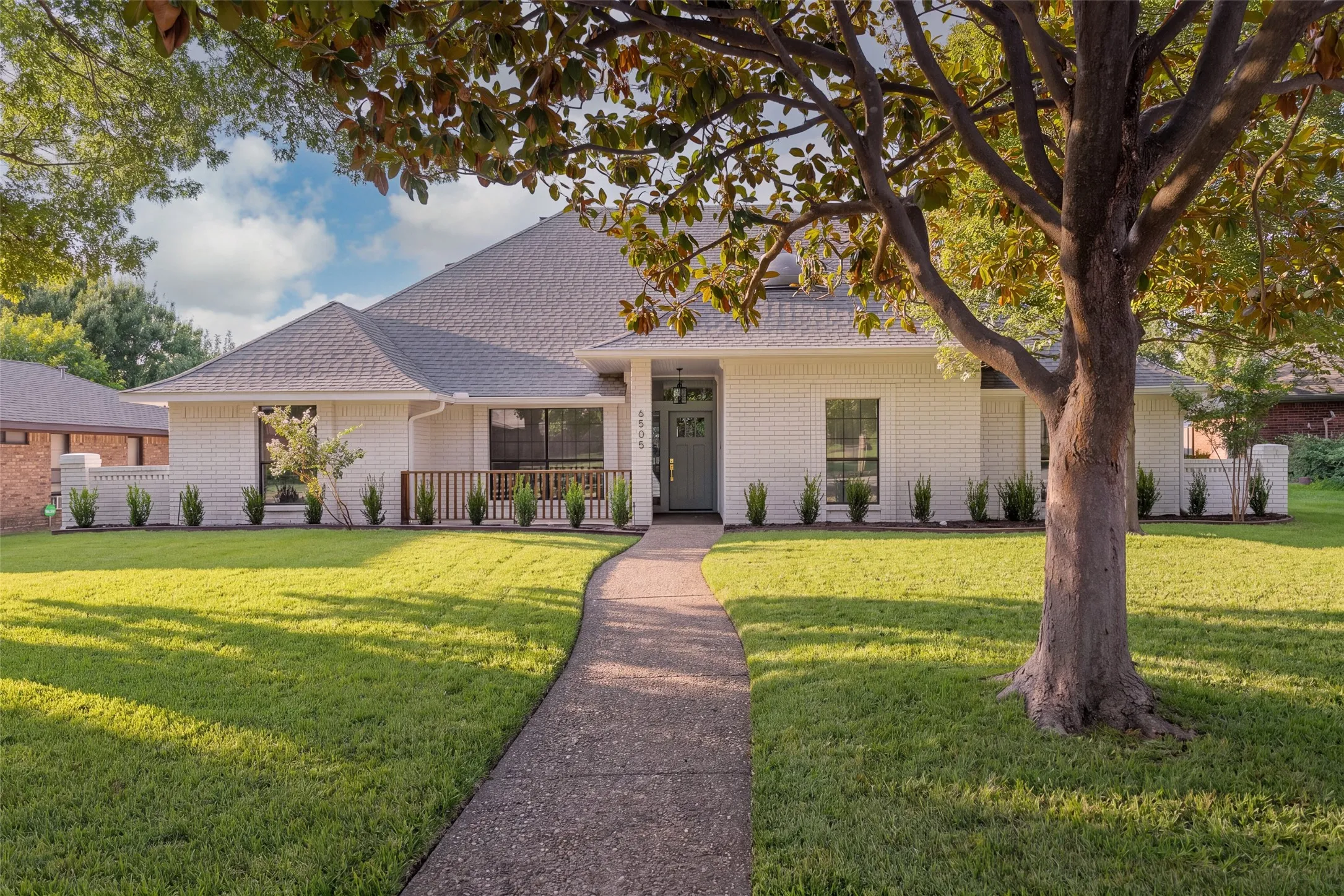 Single Family Residence For Sale