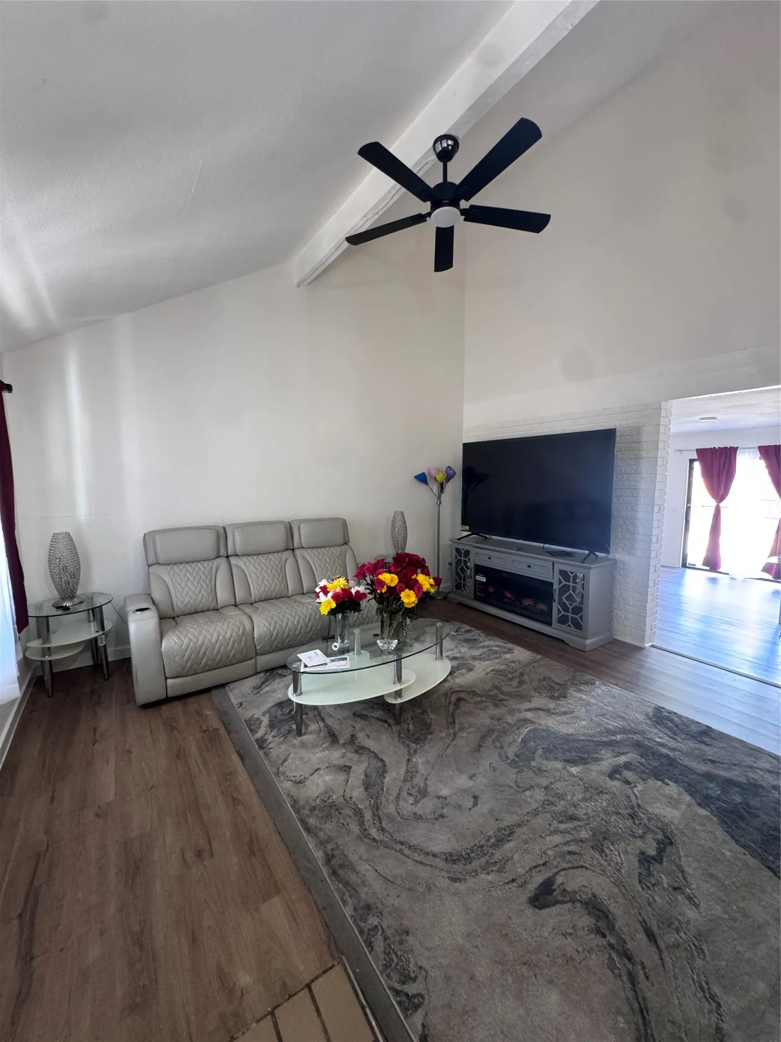 Single Family Residence For Rent in Dallas County , 4501 Princeton Drive, Garland, Texas 75042, 4 Bedroom, 2 Bathroom, 2 Garage spaces, 1,624 Sqft, built in 1968, mls#21393025, Real Estate Agent in Garland, Homes For Rent in Dallas county, Homes For Rent in Garland, Realtor in Garland Texas, Real Estate Brokerage Independent Realty Texas, Luminita Cordes Realtor