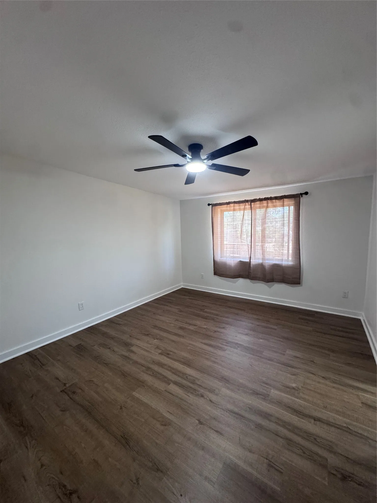 Single Family Residence For Rent in Dallas County , 4501 Princeton Drive, Garland, Texas 75042, 4 Bedroom, 2 Bathroom, 2 Garage spaces, 1,624 Sqft, built in 1968, mls#21393025, Real Estate Agent in Garland, Homes For Rent in Dallas county, Homes For Rent in Garland, Realtor in Garland Texas, Real Estate Brokerage Independent Realty Texas, Luminita Cordes Realtor