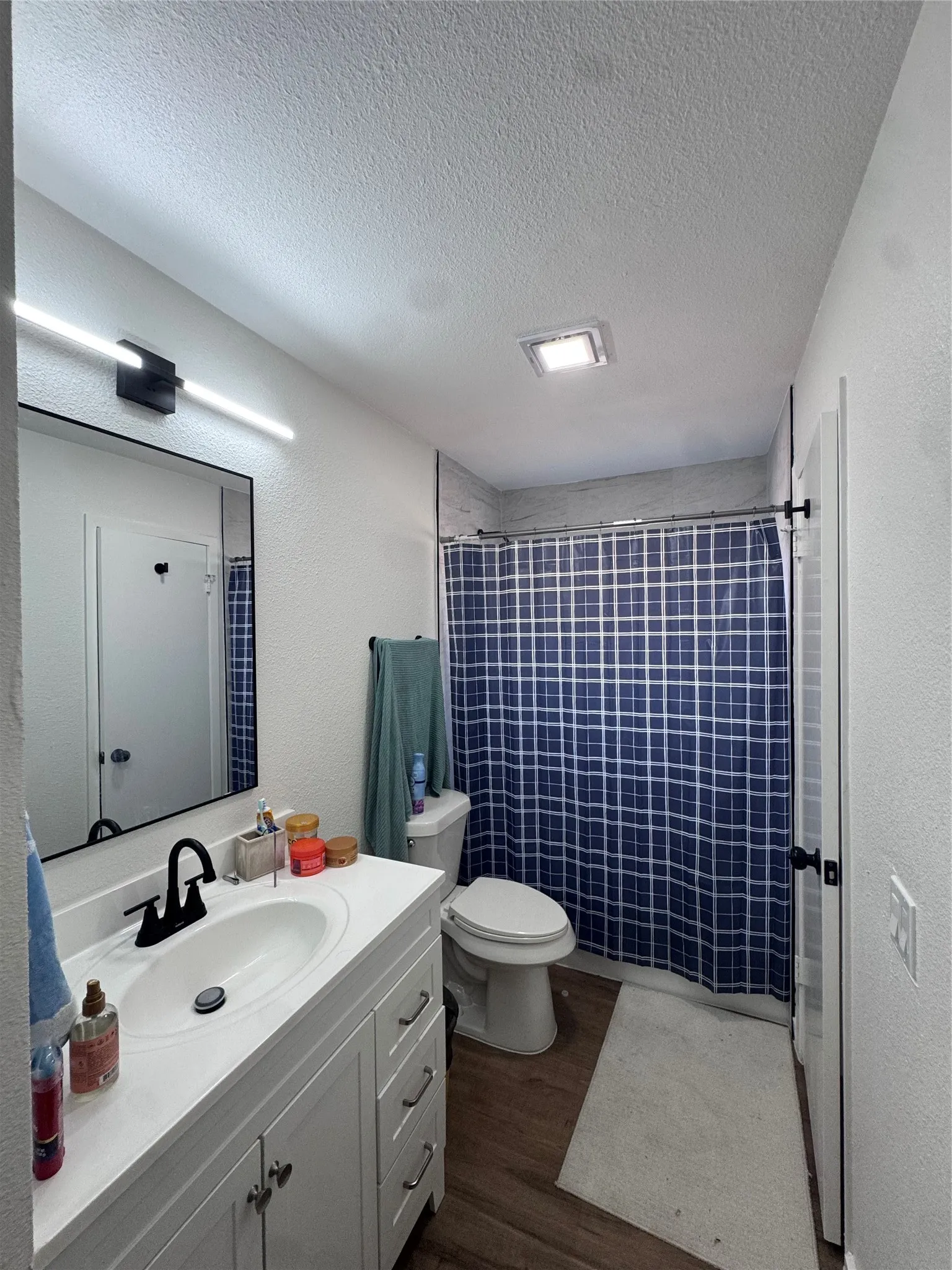 Single Family Residence For Rent in Dallas County , 4501 Princeton Drive, Garland, Texas 75042, 4 Bedroom, 2 Bathroom, 2 Garage spaces, 1,624 Sqft, built in 1968, mls#21393025, Real Estate Agent in Garland, Homes For Rent in Dallas county, Homes For Rent in Garland, Realtor in Garland Texas, Real Estate Brokerage Independent Realty Texas, Luminita Cordes Realtor