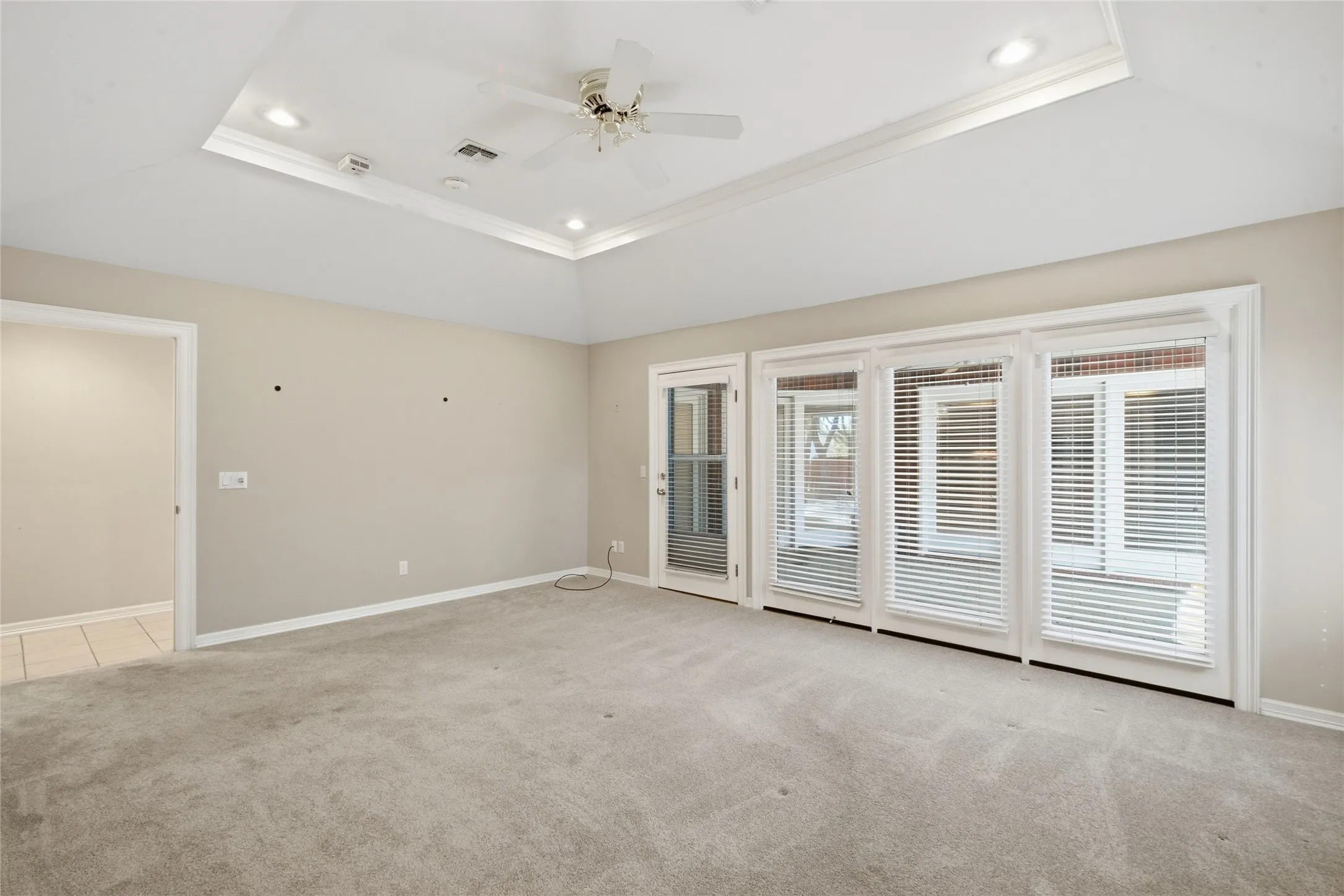 Single Family Residence For Sale in Young County , 2116 Cherokee Loop, Graham, Texas 76450, 4 Bedroom, 3 Bathroom, 2 Garage spaces, 2,931 Sqft, built in 1998, mls#21392358, Real Estate Agent in Graham, Homes For Sale in Young county, Homes For Sale in Graham, Realtor in Graham Texas, Real Estate Brokerage Independent Realty Texas, Luminita Cordes Realtor