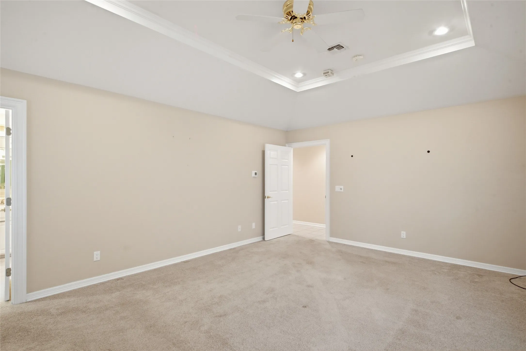 Single Family Residence For Sale in Young County , 2116 Cherokee Loop, Graham, Texas 76450, 4 Bedroom, 3 Bathroom, 2 Garage spaces, 2,931 Sqft, built in 1998, mls#21392358, Real Estate Agent in Graham, Homes For Sale in Young county, Homes For Sale in Graham, Realtor in Graham Texas, Real Estate Brokerage Independent Realty Texas, Luminita Cordes Realtor