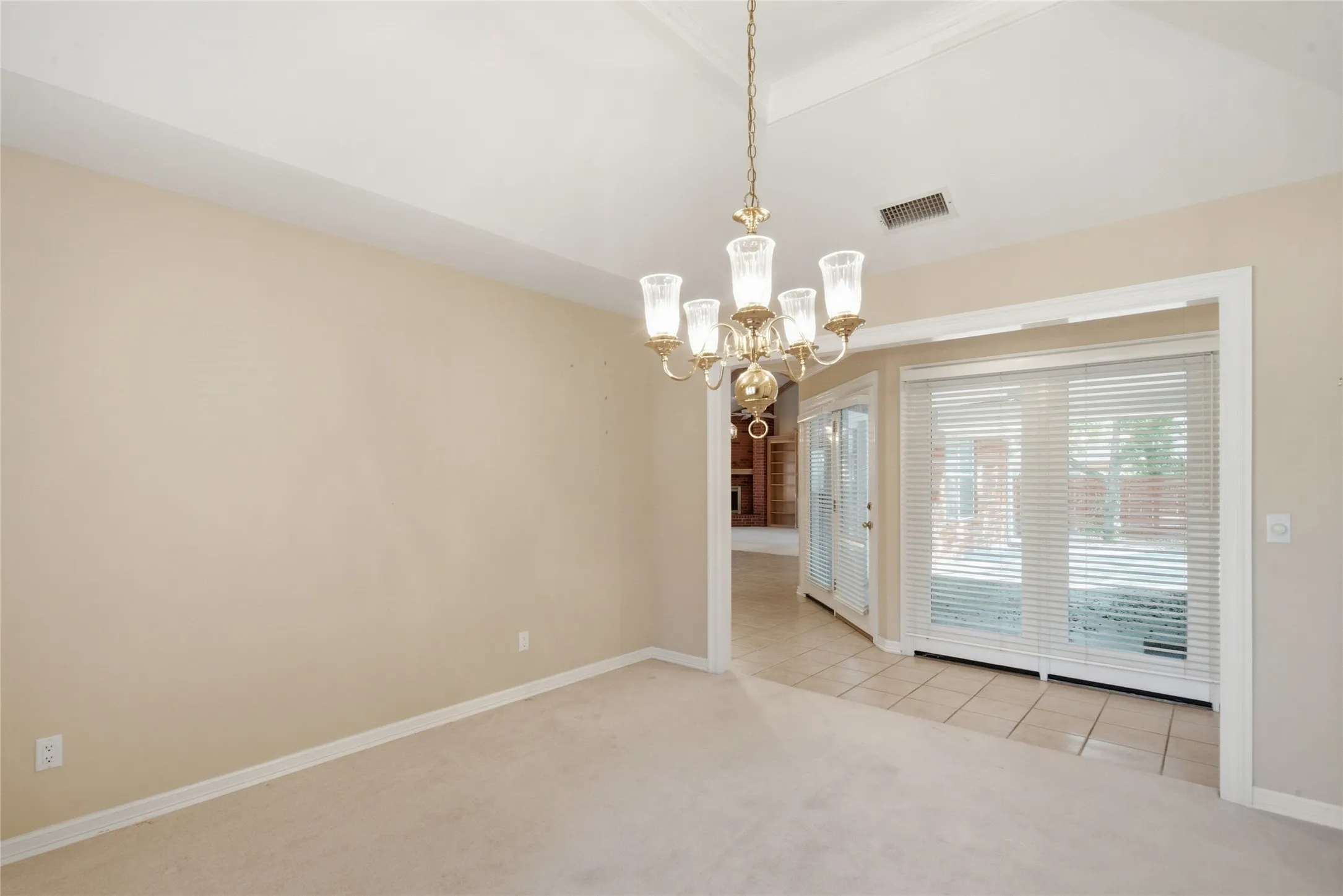 Single Family Residence For Sale in Young County , 2116 Cherokee Loop, Graham, Texas 76450, 4 Bedroom, 3 Bathroom, 2 Garage spaces, 2,931 Sqft, built in 1998, mls#21392358, Real Estate Agent in Graham, Homes For Sale in Young county, Homes For Sale in Graham, Realtor in Graham Texas, Real Estate Brokerage Independent Realty Texas, Luminita Cordes Realtor