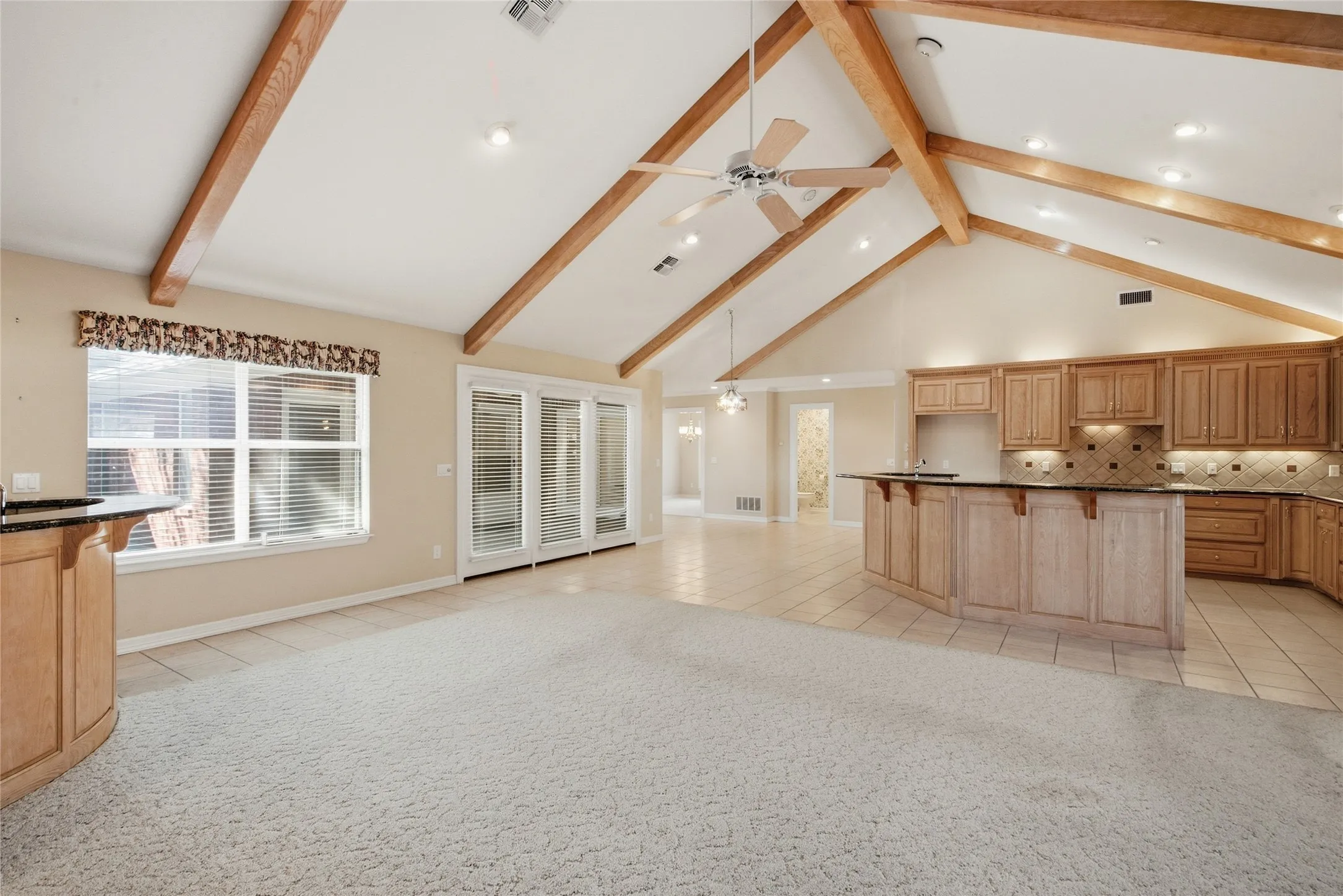 Single Family Residence For Sale in Young County , 2116 Cherokee Loop, Graham, Texas 76450, 4 Bedroom, 3 Bathroom, 2 Garage spaces, 2,931 Sqft, built in 1998, mls#21392358, Real Estate Agent in Graham, Homes For Sale in Young county, Homes For Sale in Graham, Realtor in Graham Texas, Real Estate Brokerage Independent Realty Texas, Luminita Cordes Realtor