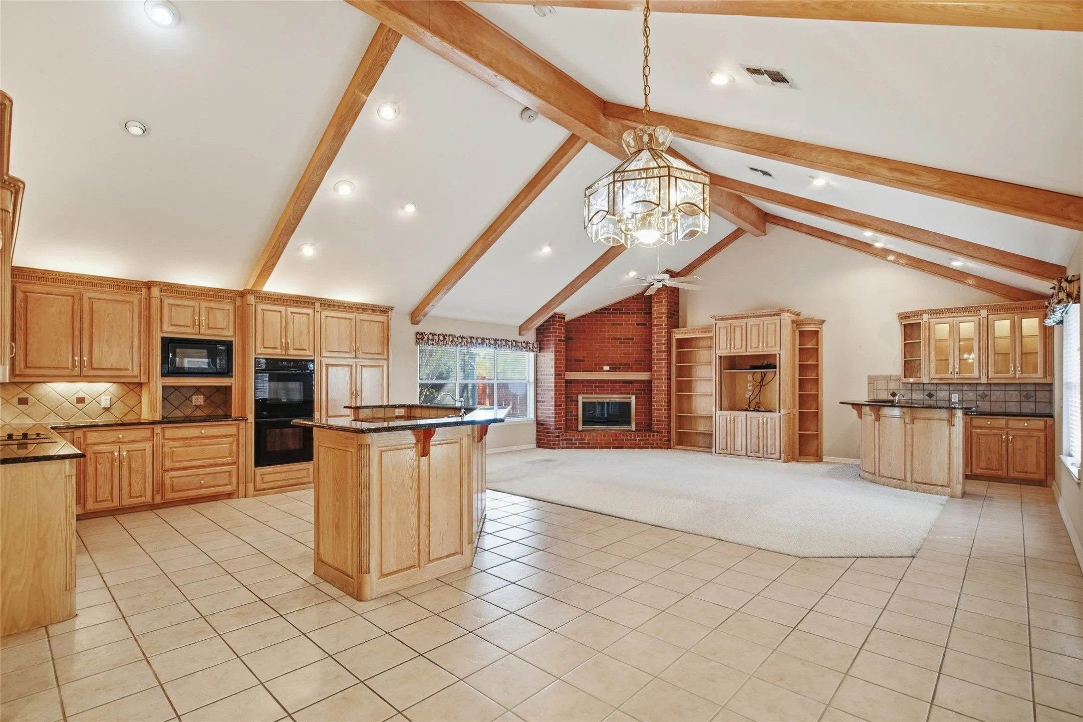 Single Family Residence For Sale in Young County , 2116 Cherokee Loop, Graham, Texas 76450, 4 Bedroom, 3 Bathroom, 2 Garage spaces, 2,931 Sqft, built in 1998, mls#21392358, Real Estate Agent in Graham, Homes For Sale in Young county, Homes For Sale in Graham, Realtor in Graham Texas, Real Estate Brokerage Independent Realty Texas, Luminita Cordes Realtor