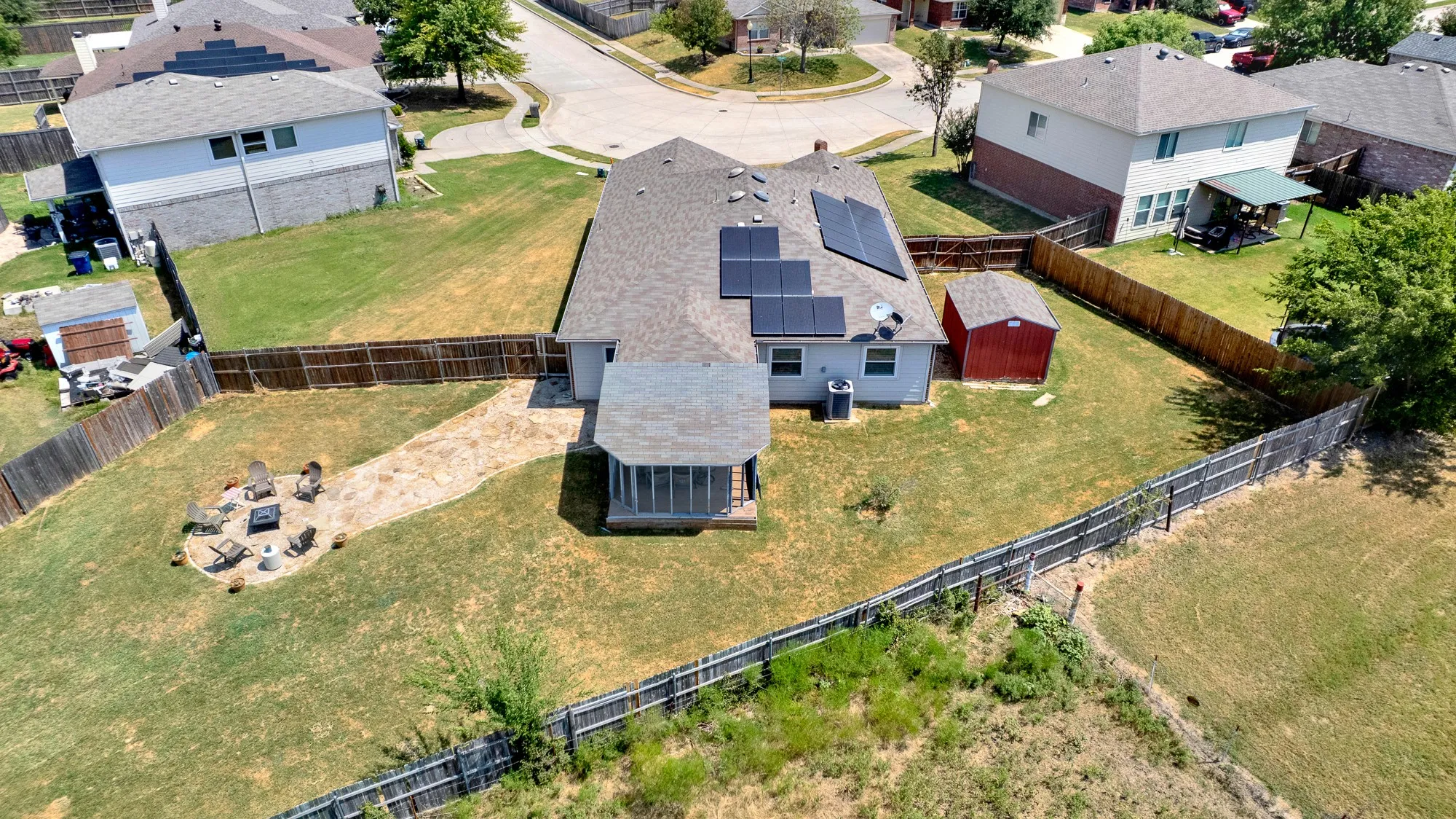 Single Family Residence For Sale in Denton County , 1208 Feather Crest Drive, Krum, Texas 76249, 4 Bedroom, 2 Bathroom, 2 Garage spaces, 1,771 Sqft, built in 2006, mls#21390246, Real Estate Agent in Krum, Homes For Sale in Denton county, Homes For Sale in Krum, Realtor in Krum Texas, Real Estate Brokerage Independent Realty Texas, Luminita Cordes Realtor