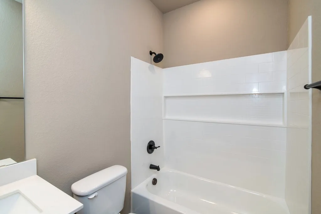 Apartment For Rent in Ellis County , 609 Harvest Moon Drive, Venus, Texas 76084, 3 Bedroom, 2 Bathroom, 1 Garage spaces, 1,347 Sqft, built in 2022, mls#21393037, Real Estate Agent in Venus, Homes For Rent in Ellis county, Homes For Rent in Venus, Realtor in Venus Texas, Real Estate Brokerage Independent Realty Texas, Luminita Cordes Realtor