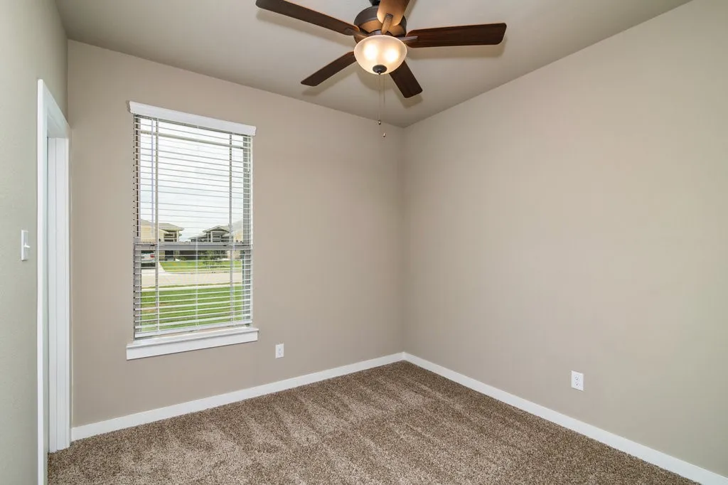 Apartment For Rent in Ellis County , 609 Harvest Moon Drive, Venus, Texas 76084, 3 Bedroom, 2 Bathroom, 1 Garage spaces, 1,347 Sqft, built in 2022, mls#21393037, Real Estate Agent in Venus, Homes For Rent in Ellis county, Homes For Rent in Venus, Realtor in Venus Texas, Real Estate Brokerage Independent Realty Texas, Luminita Cordes Realtor